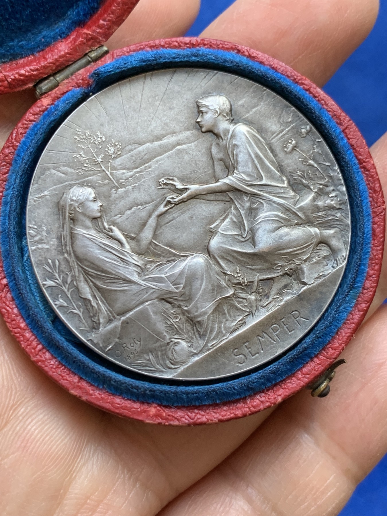 《竞宝斋》第237场- 周日，周一，周二，周日 疯狂4连拍 (全场包邮) 法国O.ROTY 1896年“SEMPER”永恒的爱 爱情与婚姻纪念银章，32.86g，41.3mm，丰饶角边铭，手工刻字