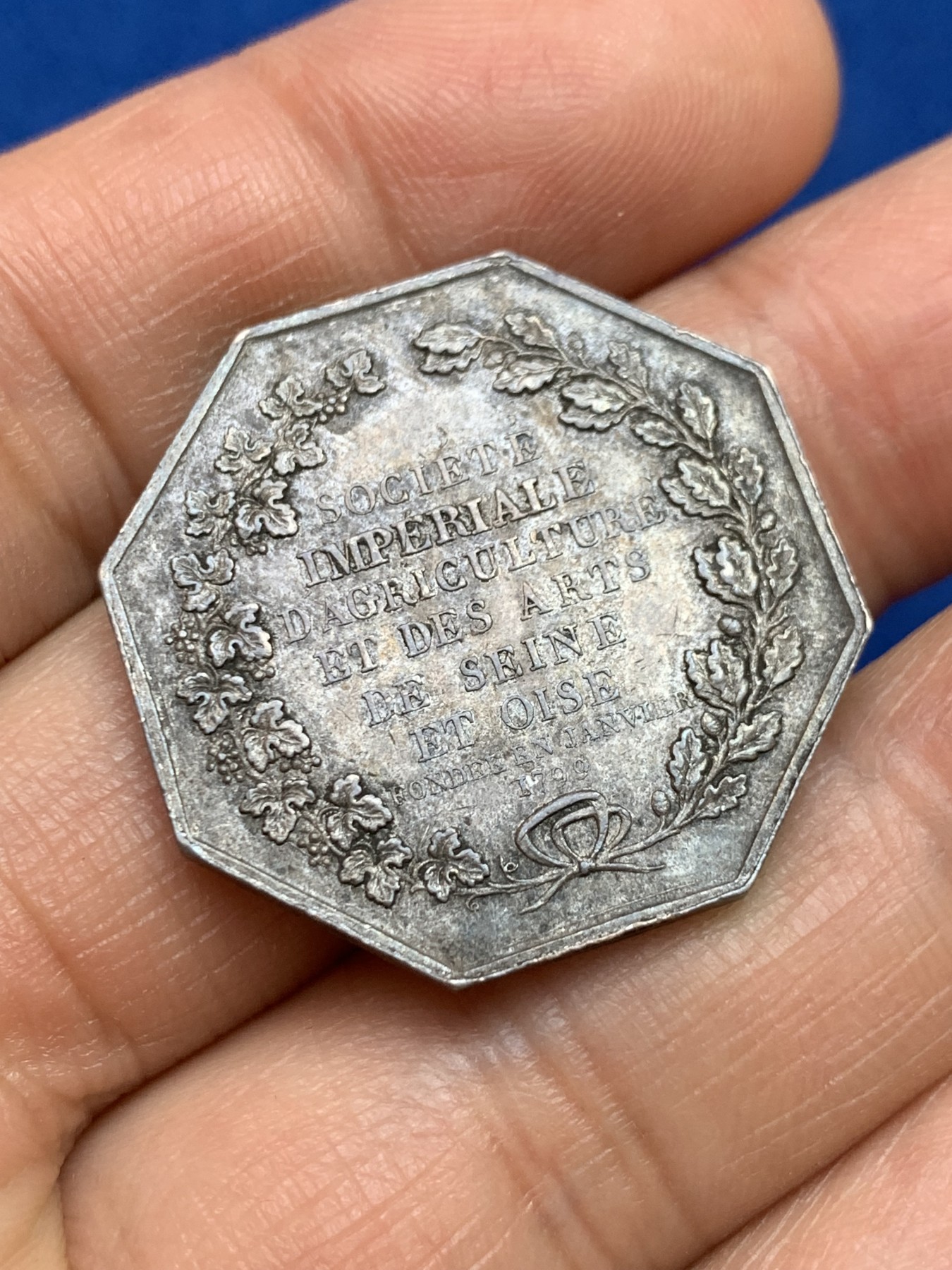 《竞宝斋》第237场- 周日，周一，周二，周日 疯狂4连拍 (全场包邮) 法国八角银质代币，塞纳河和瓦兹省的帝国农业和艺术，11.57g，29.2mm，蜜蜂边铭