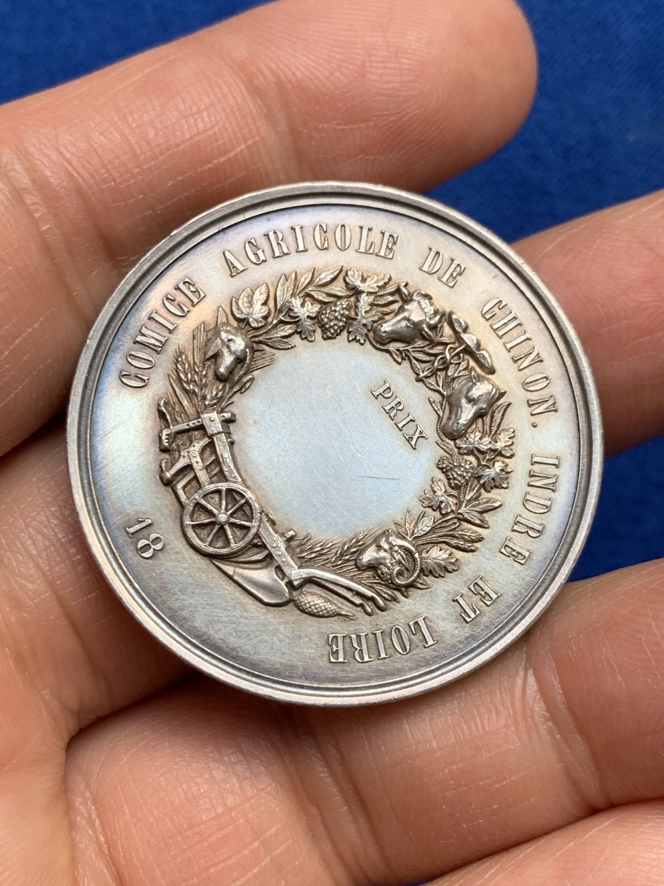 《竞宝斋》第237场- 周日，周一，周二，周日 疯狂4连拍 (全场包邮) 法国拿破仑三世时期希农农业展会银质jeton，36.8mm，21.61g，蜜蜂边铭