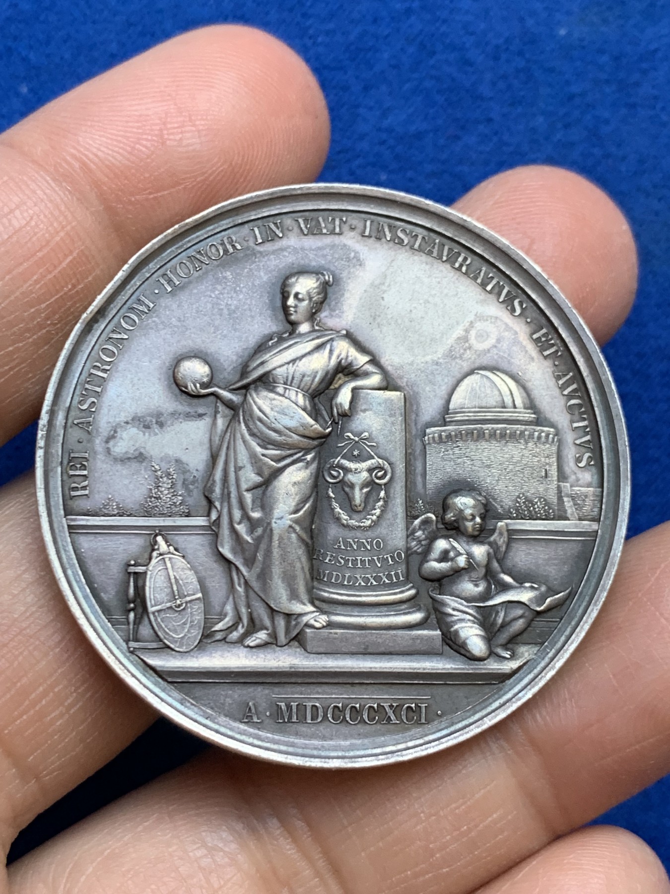 《竞宝斋》第237场- 周日，周一，周二，周日 疯狂4连拍 (全场包邮) 意大利教皇国梵蒂冈1891年列奥十三世天文学银质奖章，36.9g，43.5mm