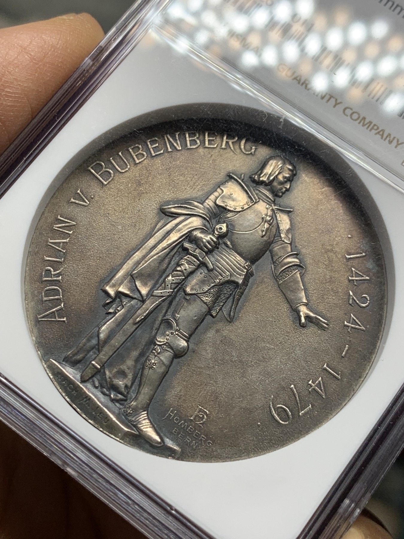 《竞宝斋》第237场- 周日，周一，周二，周日 疯狂4连拍 (全场包邮) NGC MS62 瑞士 1897 伯尔尼射击节 大银章 黑灰色包浆 细节好 熊的绒毛可见 