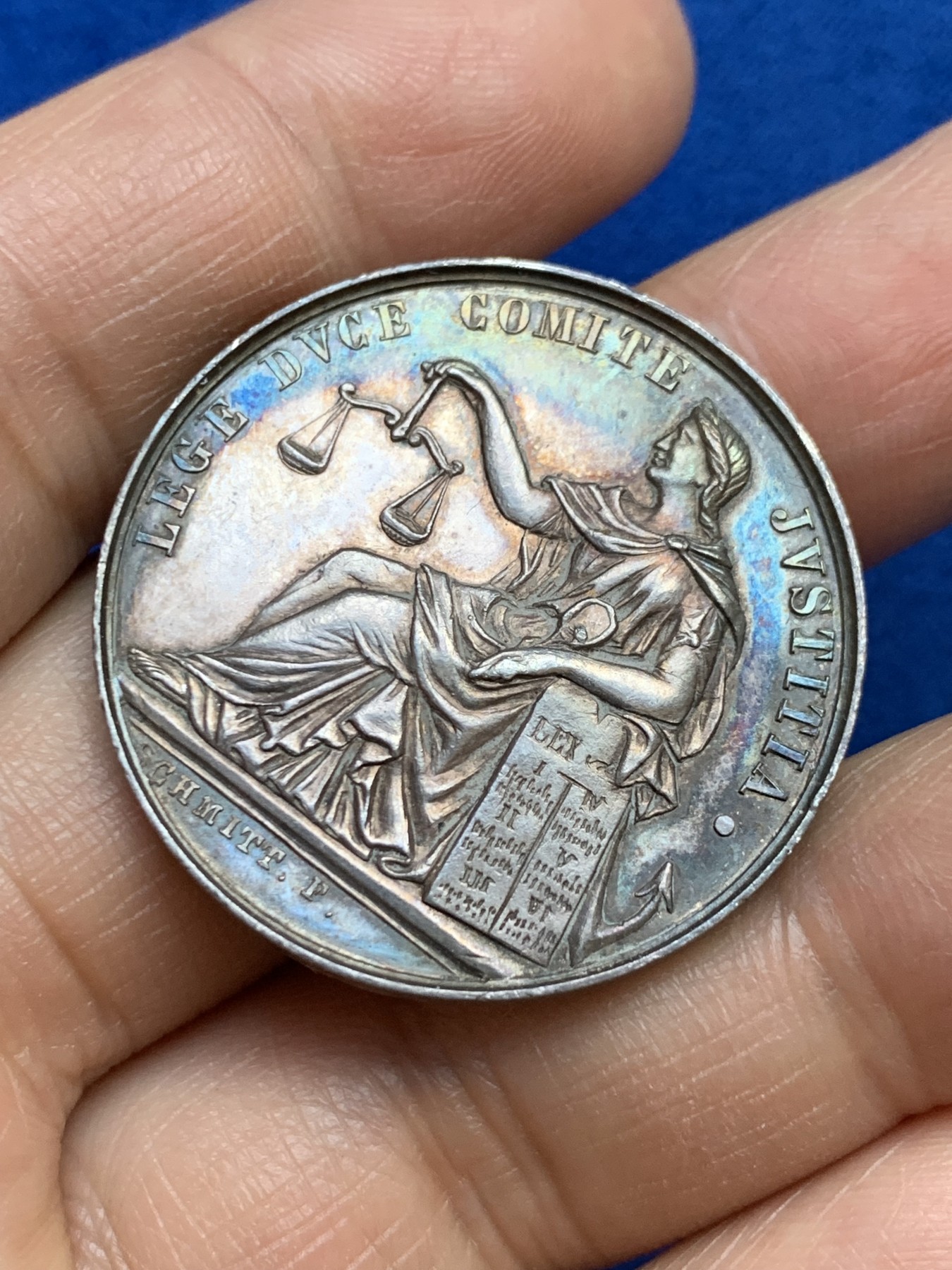 《竞宝斋》第237场- 周日，周一，周二，周日 疯狂4连拍 (全场包邮) 法国1851年里昂一审法庭银质jeton，12.68g，34.3mm，无边铭