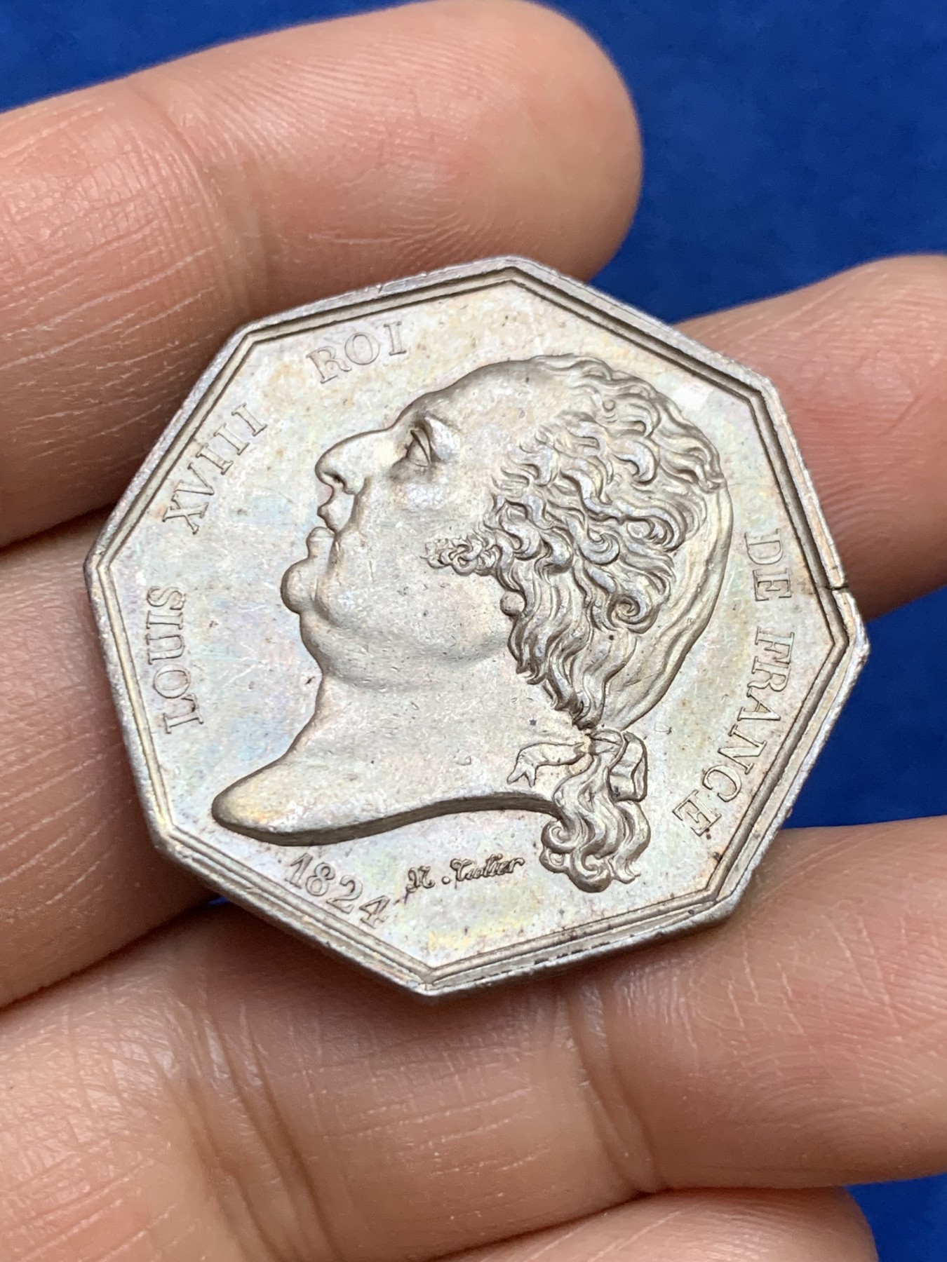 《竞宝斋》第237场- 周日，周一，周二，周日 疯狂4连拍 (全场包邮) 法国八角银章，巴黎证券交易所，17.64g，33.3mm，1832年之前早期无边铭