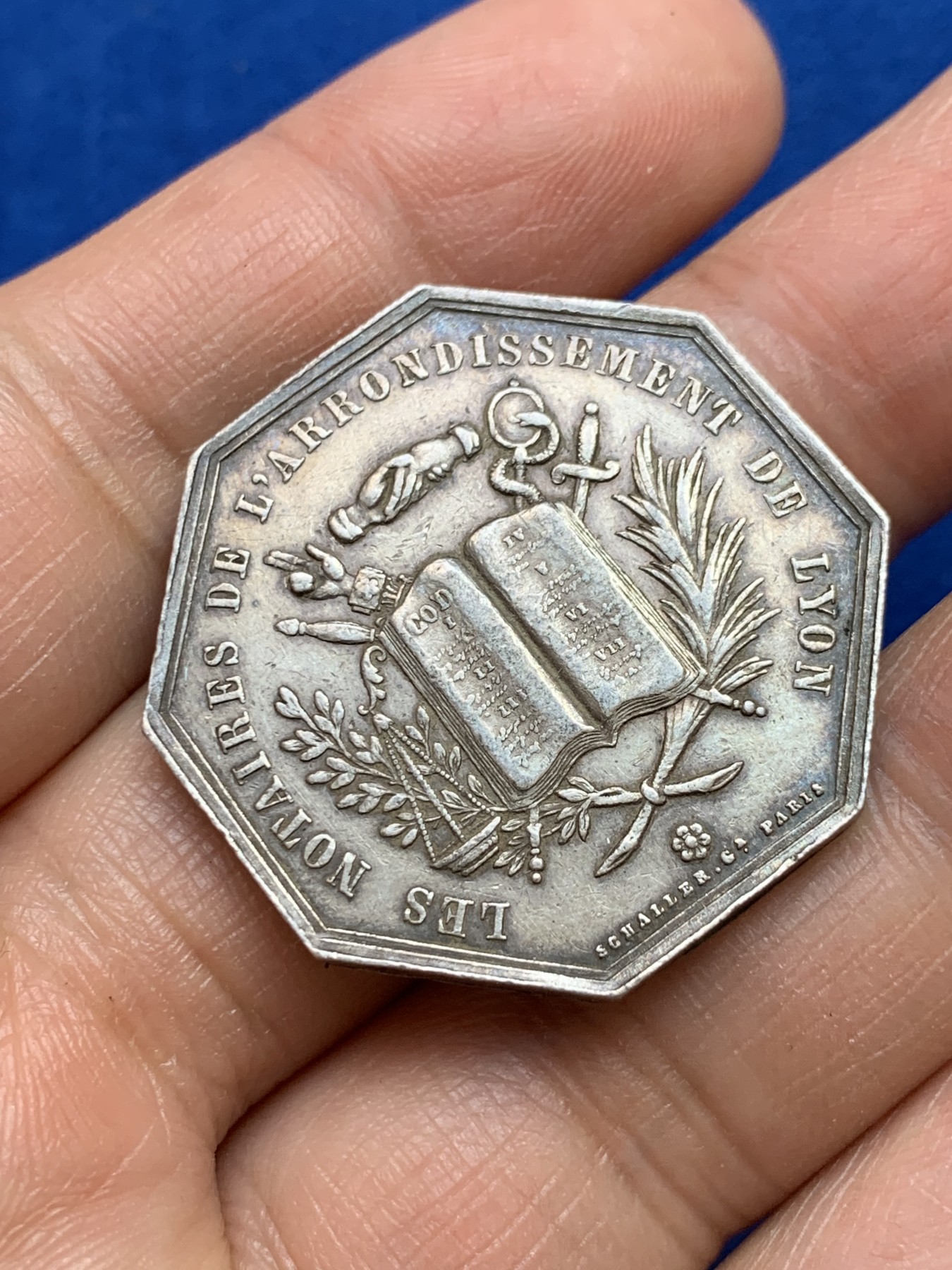 《竞宝斋》第237场- 周日，周一，周二，周日 疯狂4连拍 (全场包邮) 法国八角银章，里昂公证人，16.46g，32.6mm，丰饶角边铭