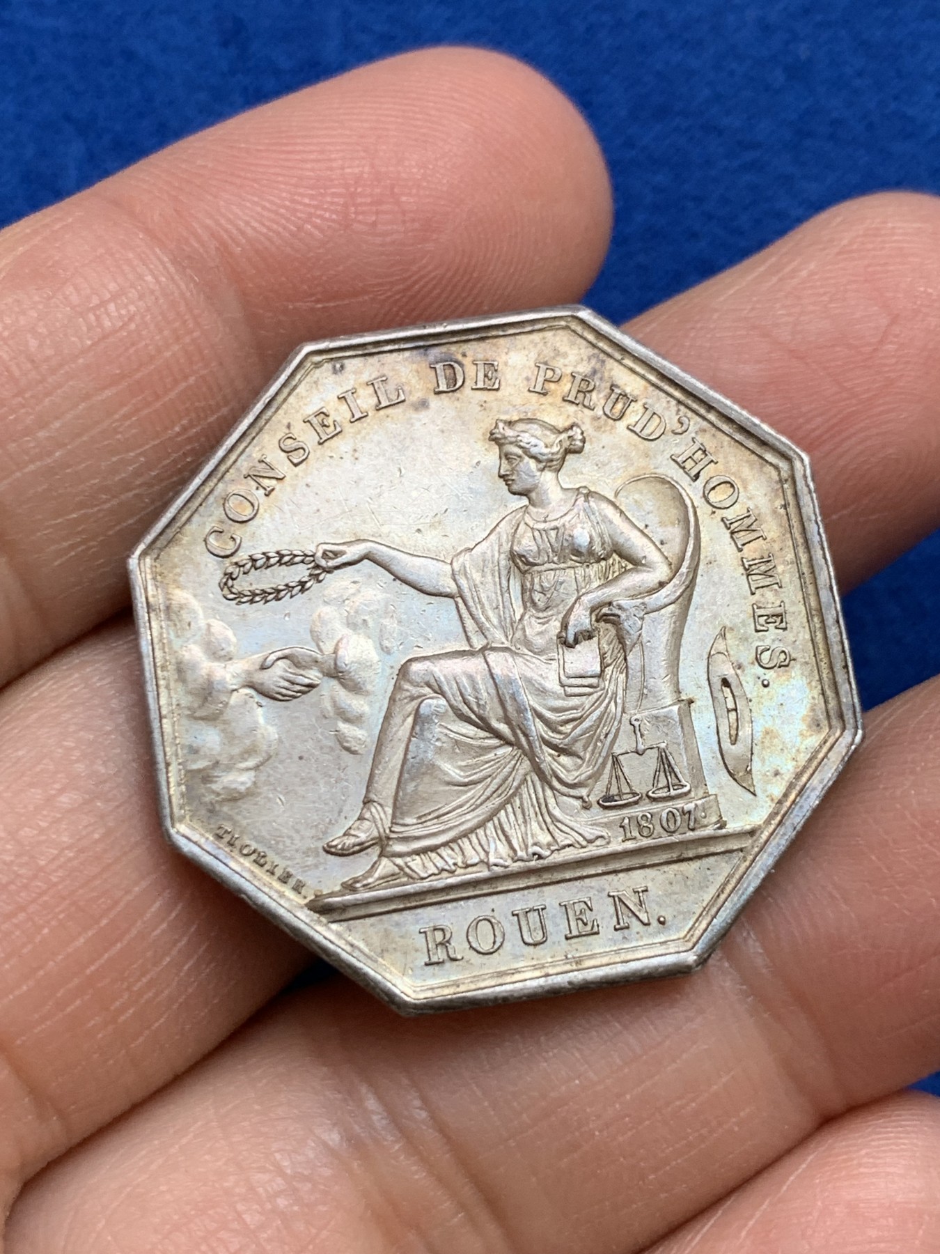 《竞宝斋》第237场- 周日，周一，周二，周日 疯狂4连拍 (全场包邮) 法国八角银章，鲁昂法庭咨询，15.48g，32.6mm，早期无边铭