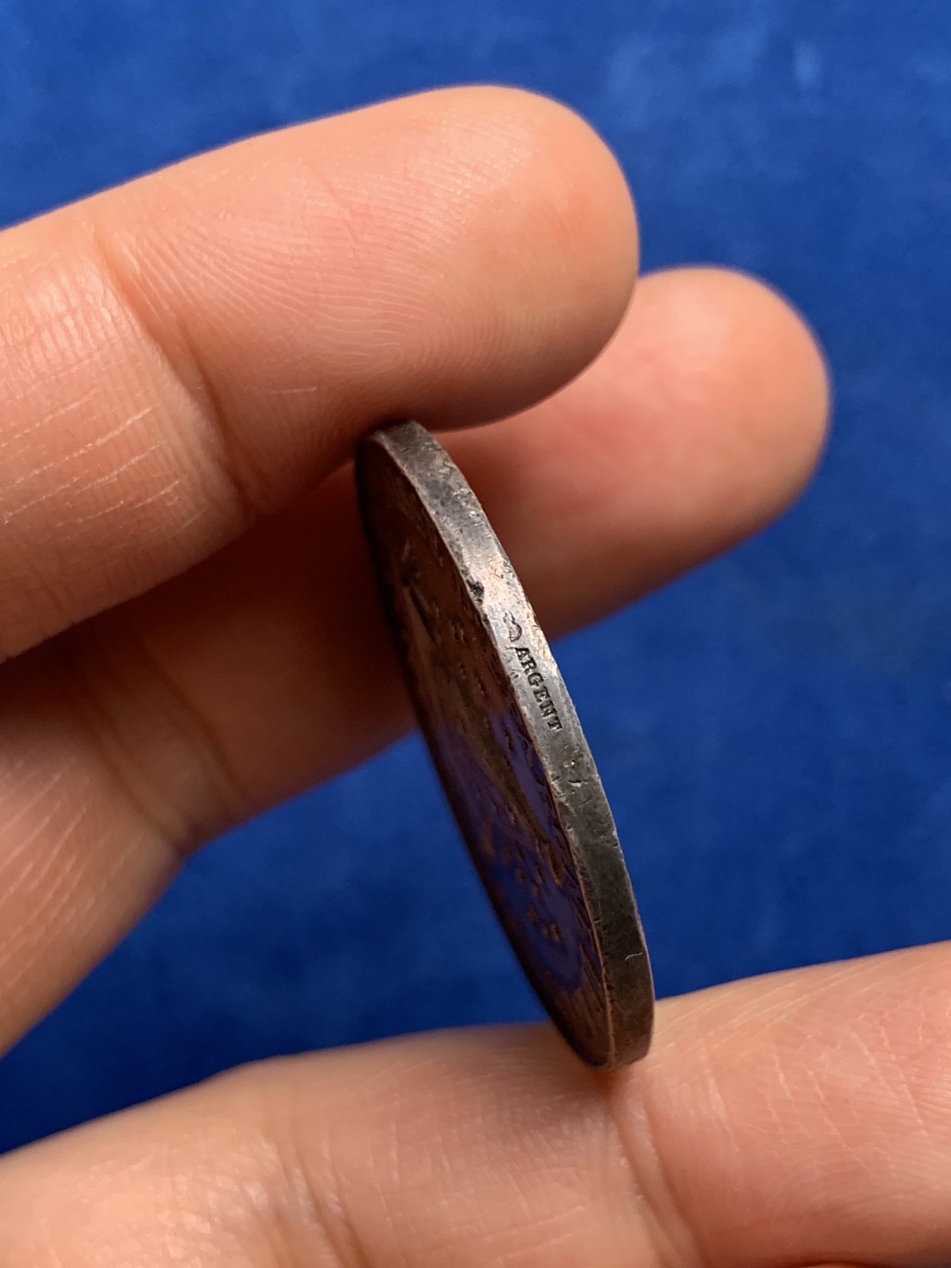 《竞宝斋》第237场- 周日，周一，周二，周日 疯狂4连拍 (全场包邮) 法国蒙布里松储蓄银行银质代币，17.76g，34mm，丰饶角边铭，边磕碰