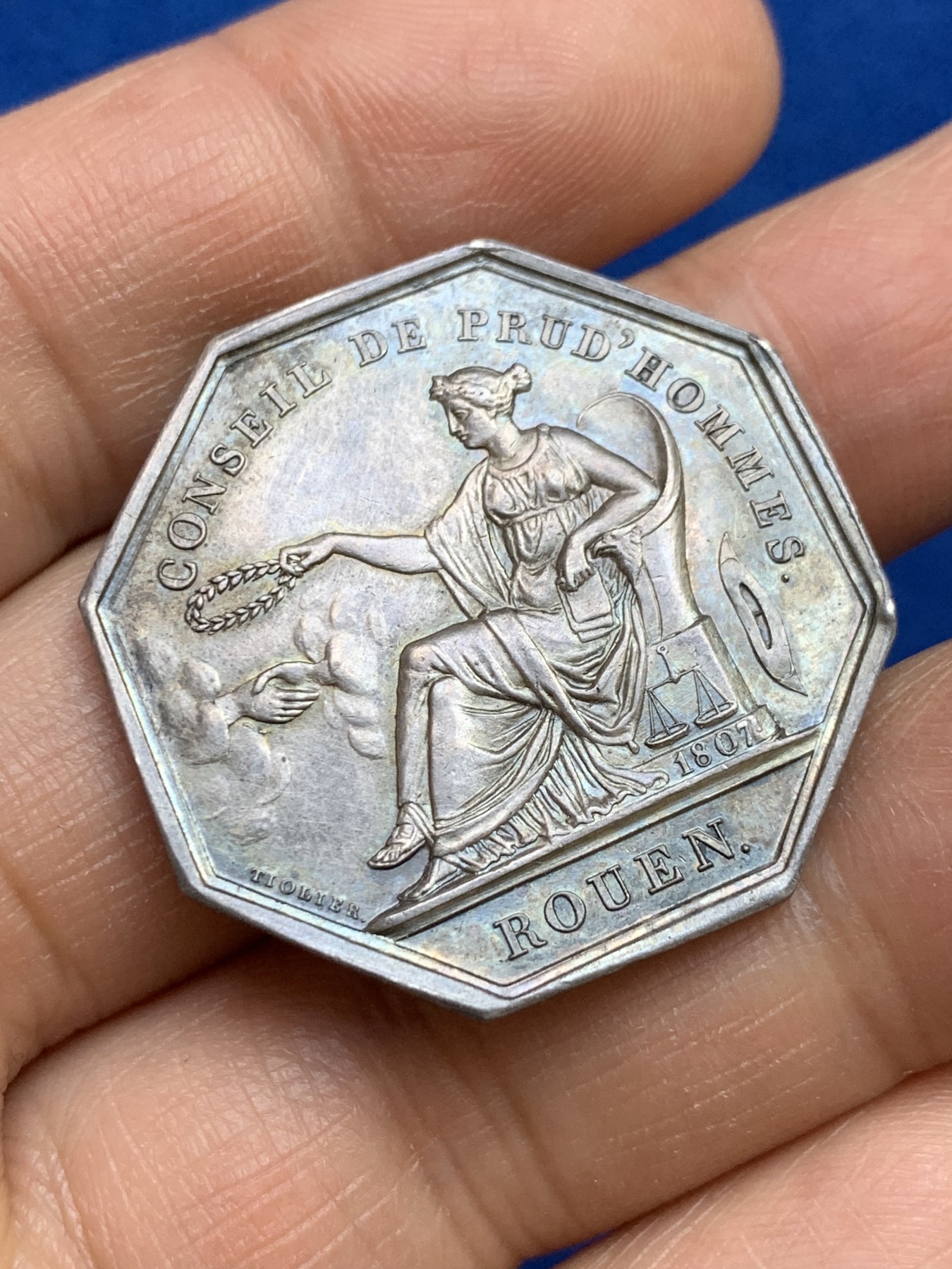 《竞宝斋》第237场- 周日，周一，周二，周日 疯狂4连拍 (全场包邮) 法国八角银章，鲁昂工业法庭理事会，13.29g，32.8mm，1832-1841年神灯边铭