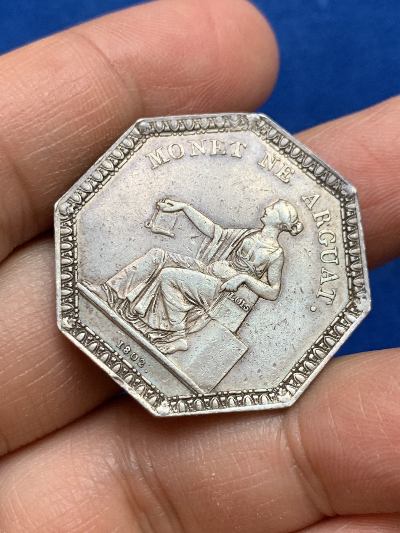 《竞宝斋》第237场- 周日，周一，周二，周日 疯狂4连拍 (全场包邮) 法国八角银章，一审法院法庭，13.37g，32.5mm，早期无边铭