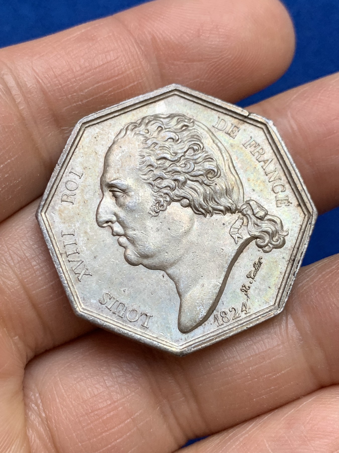 《竞宝斋》第237场- 周日，周一，周二，周日 疯狂4连拍 (全场包邮) 法国八角银章，巴黎证券交易所，17.64g，33.3mm，1832年之前早期无边铭