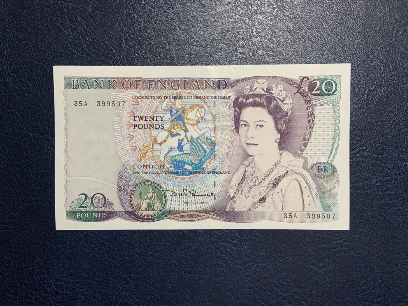 收藏联盟Quantum Auction 第319期拍卖  英国1984-88年20镑 品相UNC-  边缘小裂口 莎士比亚 号码全程无4