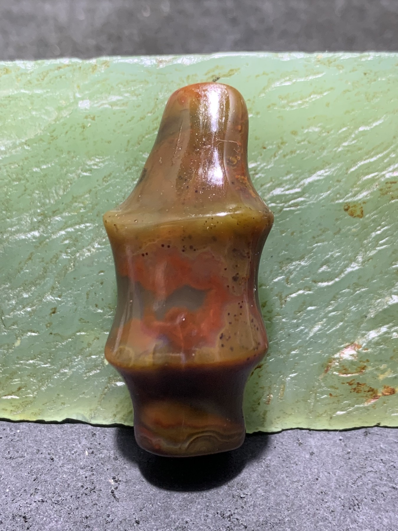 精美冰飘高玉化战国红玛瑙雕刻竹节一个，