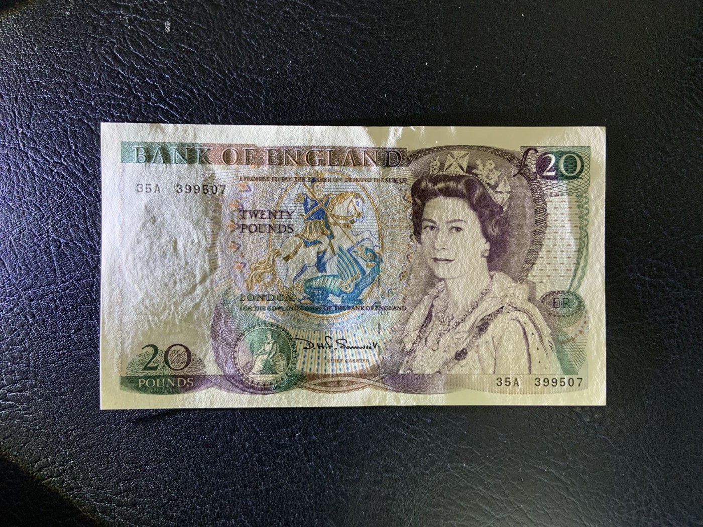 收藏联盟Quantum Auction 第319期拍卖  英国1984-88年20镑 品相UNC-  边缘小裂口 莎士比亚 号码全程无4
