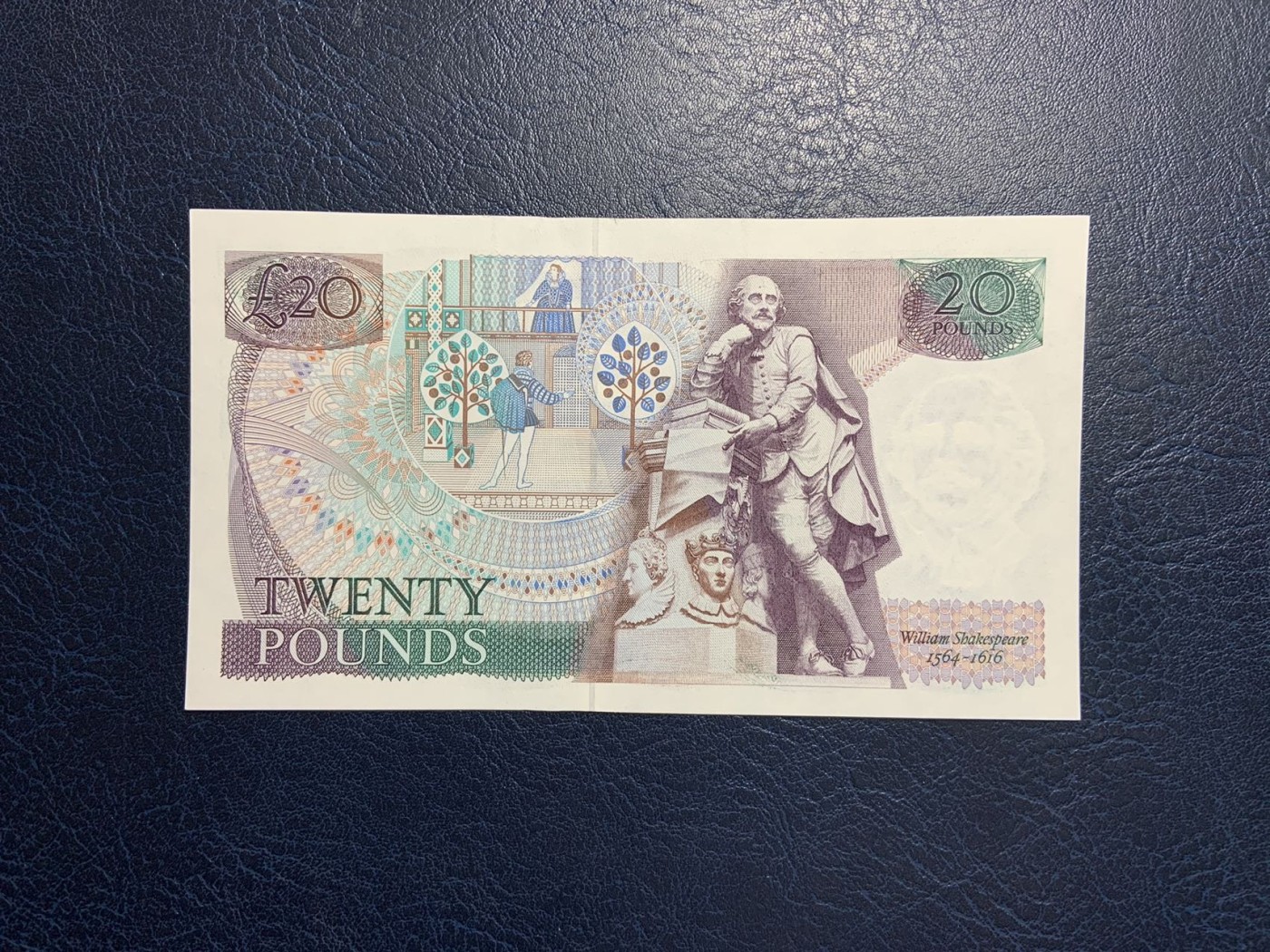 收藏联盟Quantum Auction 第319期拍卖  英国1984-88年20镑 品相UNC-  边缘小裂口 莎士比亚 号码全程无4