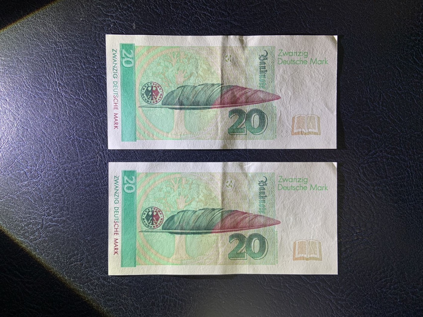 收藏联盟Quantum Auction 第319期拍卖  德国联邦1993年20马克两张 品相AU 号码全程无3457朦胧号