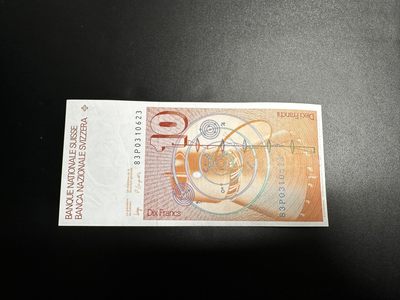 《外钞收藏家》第三百三十三期 - 1983年瑞士人像版10法郎 全新UNC