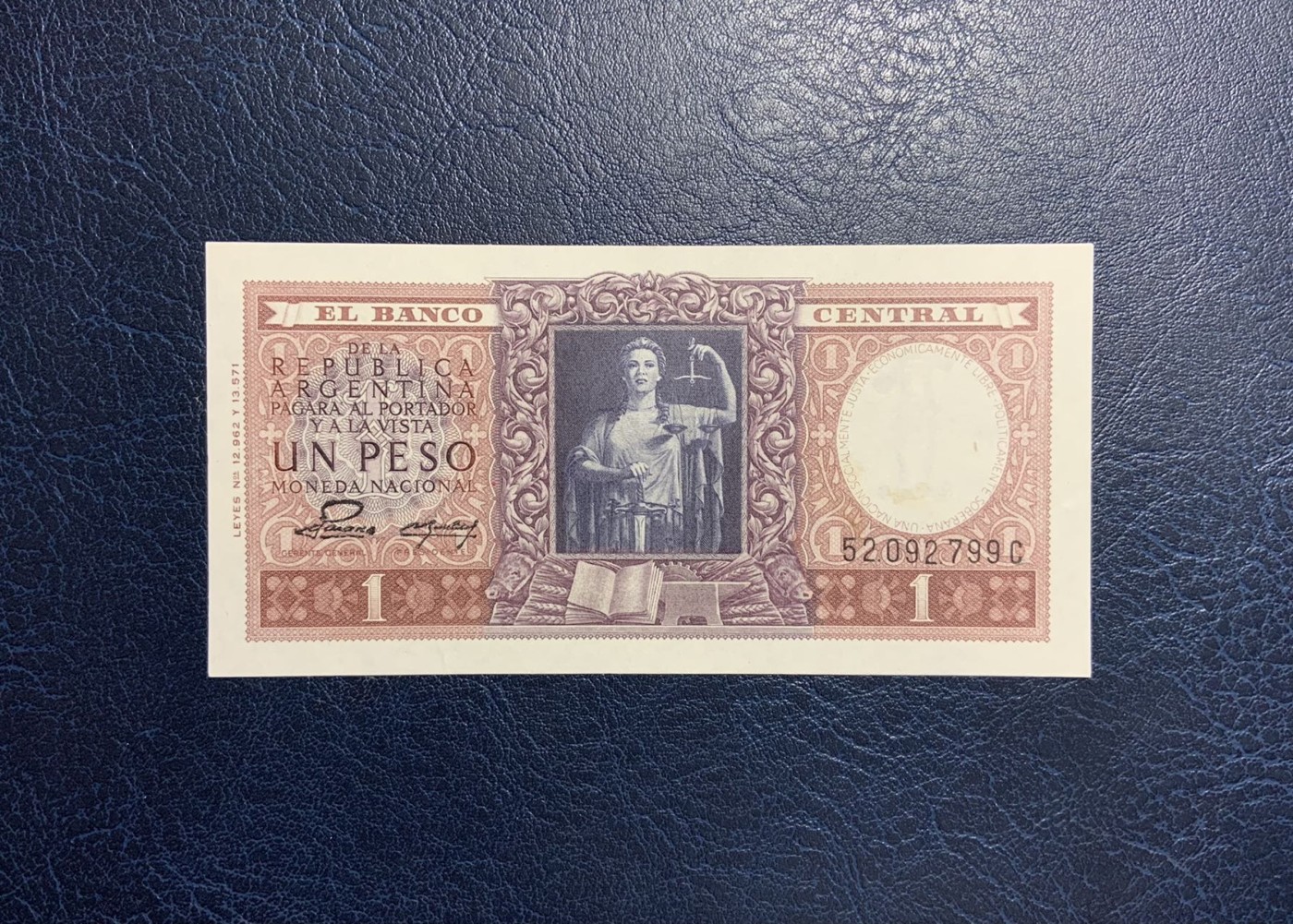 收藏联盟Quantum Auction 第319期拍卖  阿根廷1947年版1比索宪法纪念钞 品相UNC-