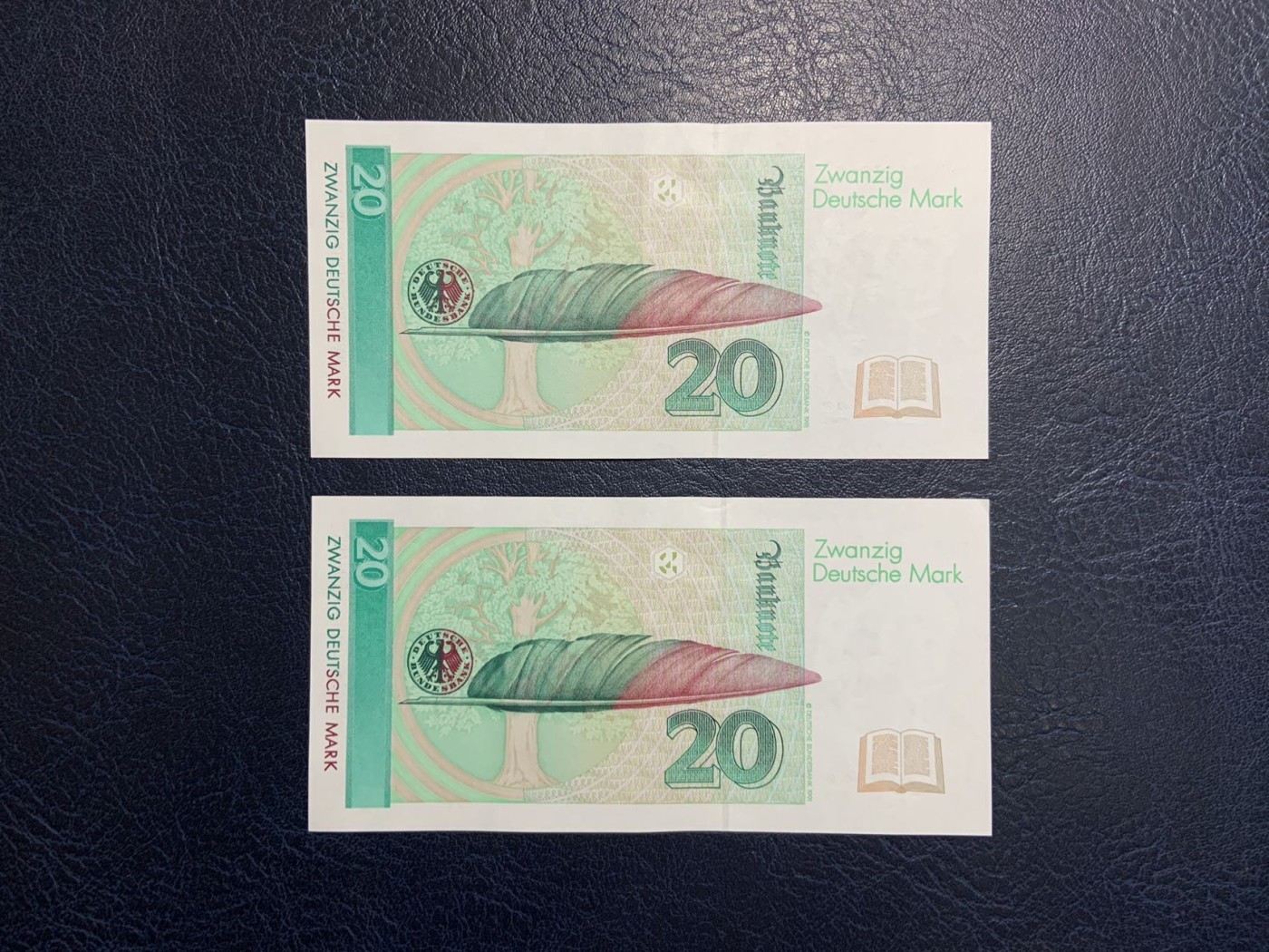 收藏联盟Quantum Auction 第319期拍卖  德国联邦1993年20马克两张 品相AU 号码全程无3457朦胧号