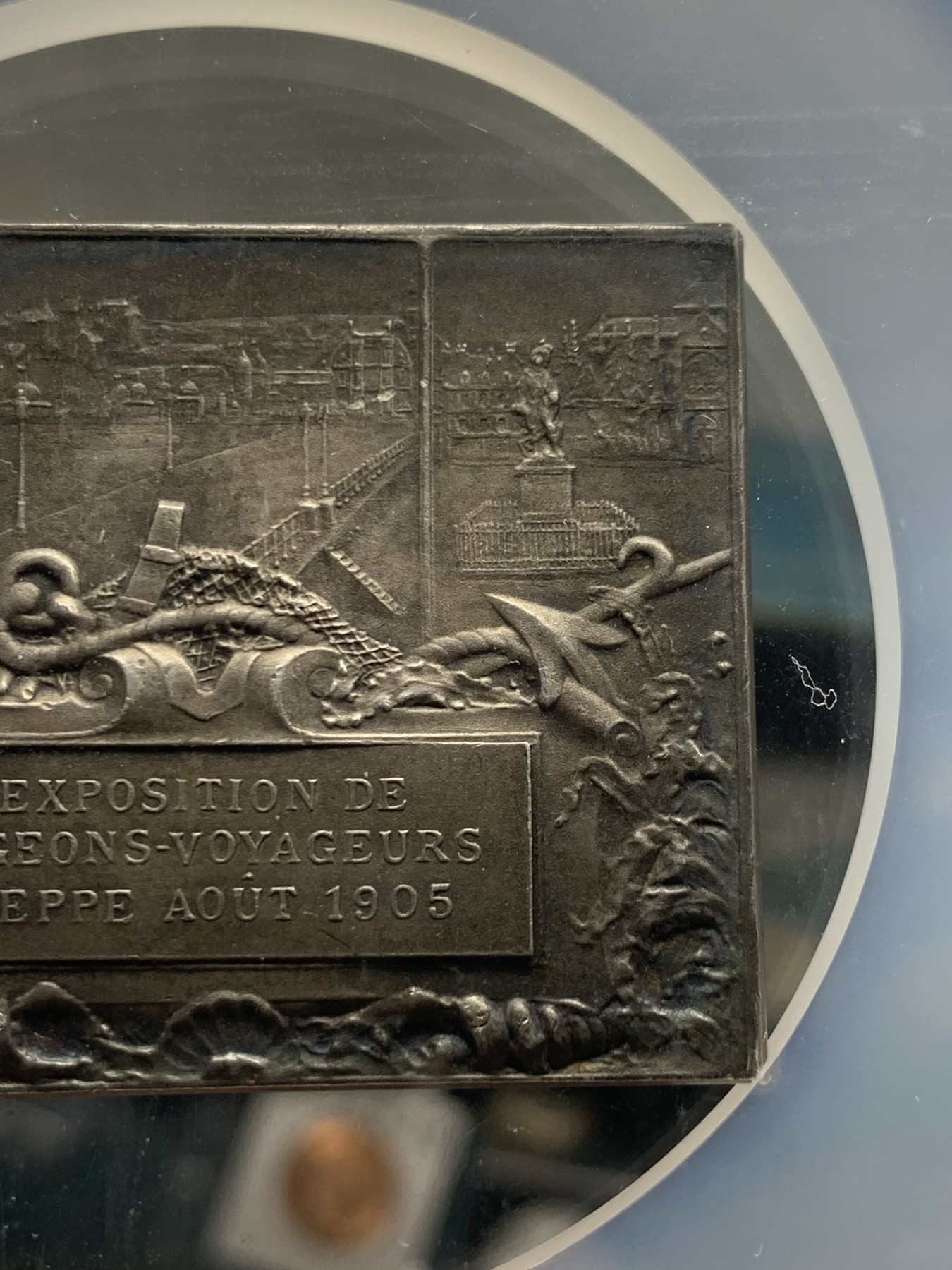 《竞宝斋》第237场- 周日，周一，周二，周日 疯狂4连拍 (全场包邮) NGC-MS64 法国迪耶普城镇纪念方形银章，双美人鱼，以城市港口为背景的各种海上装置向我们展示了一个繁荣的海边城市，超大盒子