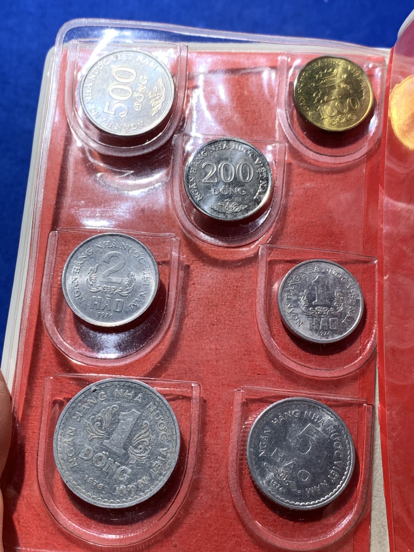 《竞宝斋》第235场-周日，周一，周二，周三 疯狂4连拍 (全场包邮) 7枚装 套币 比较少见的装帧方式 年份 状态 请见图