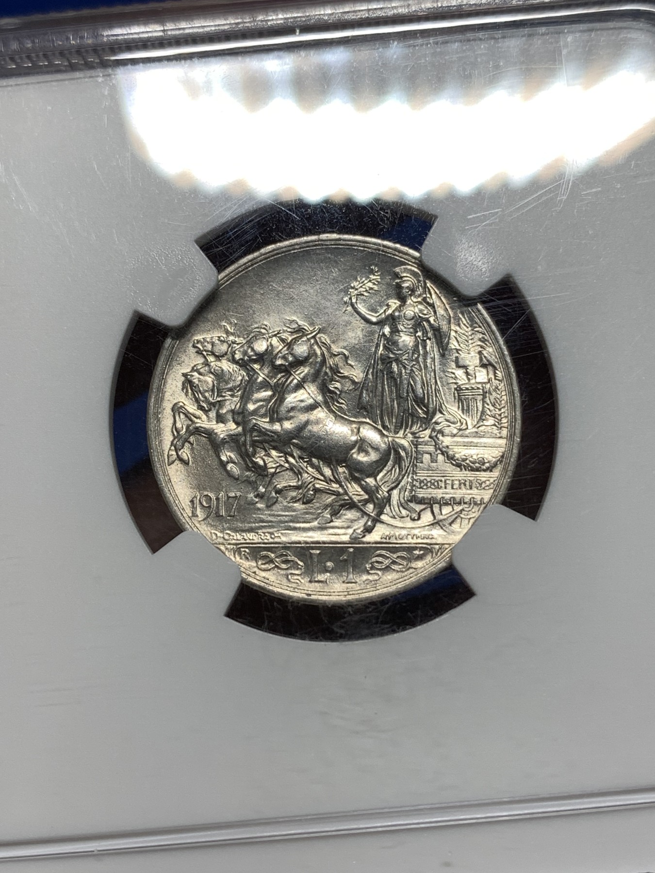 《竞宝斋》第235场-周日，周一，周二，周三 疯狂4连拍 (全场包邮) NGC-MS62 意大利 1917年 马车1里拉银币 带转光有点低评了