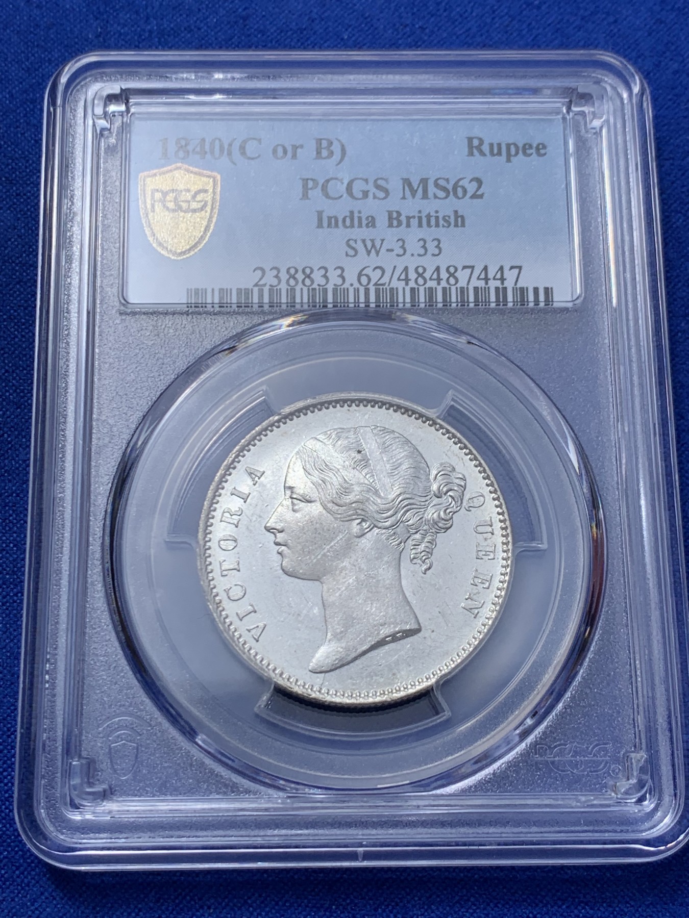 《竞宝斋》第235场-周日，周一，周二，周三 疯狂4连拍 (全场包邮) PCGS-MS62 1840年 维多利亚女王 英属印度1卢比双辫版 银光闪闪 爱不释手的状态 初打好状态 有镜面凝霜感 p盒且带高清图卢比少见 印度币潜力巨大 23年4月sbp同分含佣成交价1356