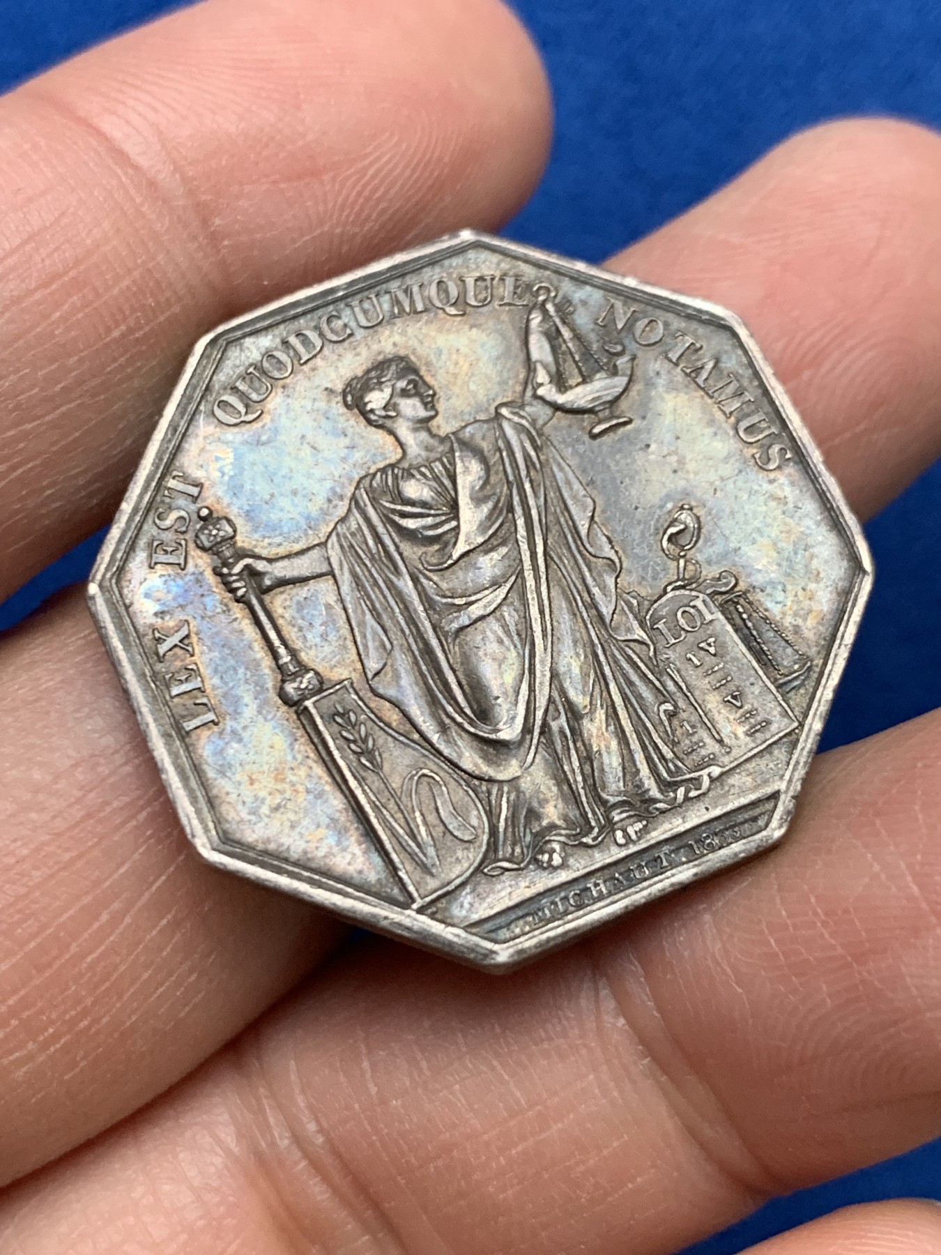 《竞宝斋》第237场- 周日，周一，周二，周日 疯狂4连拍 (全场包邮) 法国1842-1845 银质八角代币 马赛 公证处 船首边铭，重13.6g，对边直径31.2mm，老包浆