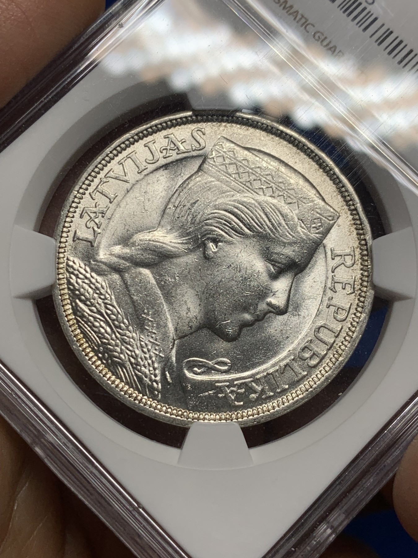 《竞宝斋》第235场-周日，周一，周二，周三 疯狂4连拍 (全场包邮) NGC-MS62 拉脱维亚1931年谷物女神5拉特纪念银币 光度非常好 感觉低评