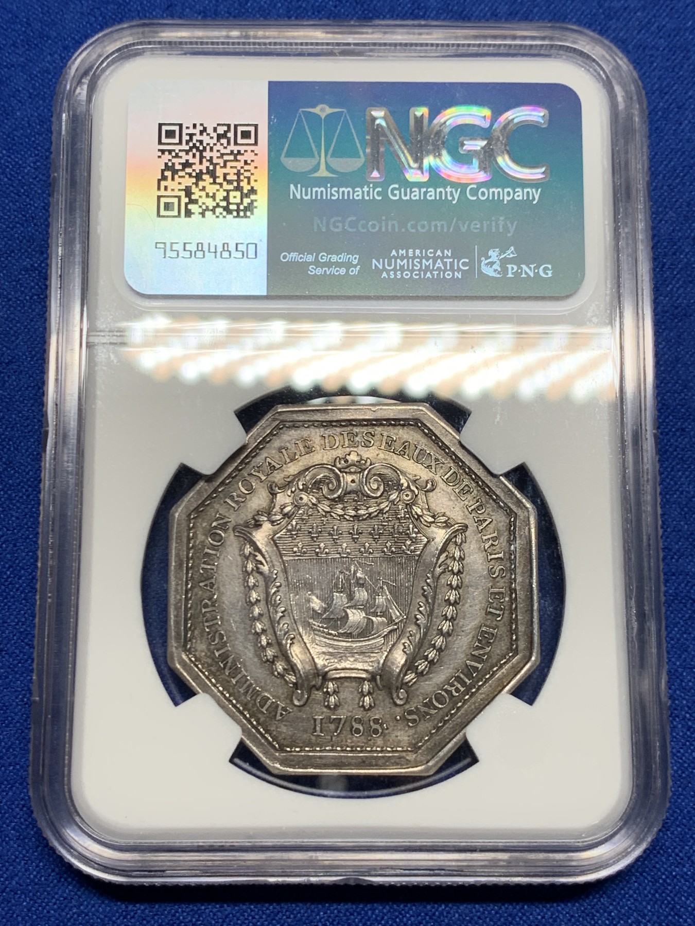 《竞宝斋》第237场- 周日，周一，周二，周日 疯狂4连拍 (全场包邮) NGC-MS62 法国1788年巴黎塞纳河水利局八角银质代币，祝融神武尔坎努斯