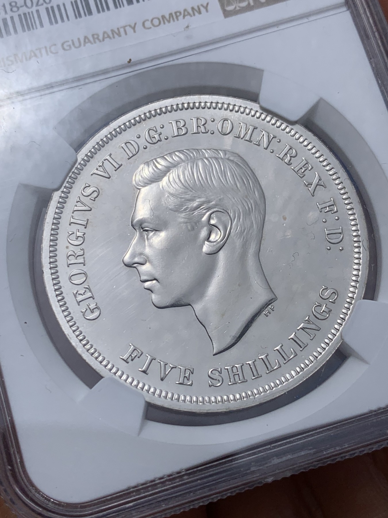 《竞宝斋》第235场-周日，周一，周二，周三 疯狂4连拍 (全场包邮) NGC PL63 英国1951年乔治六世克朗 最后的镍马剑