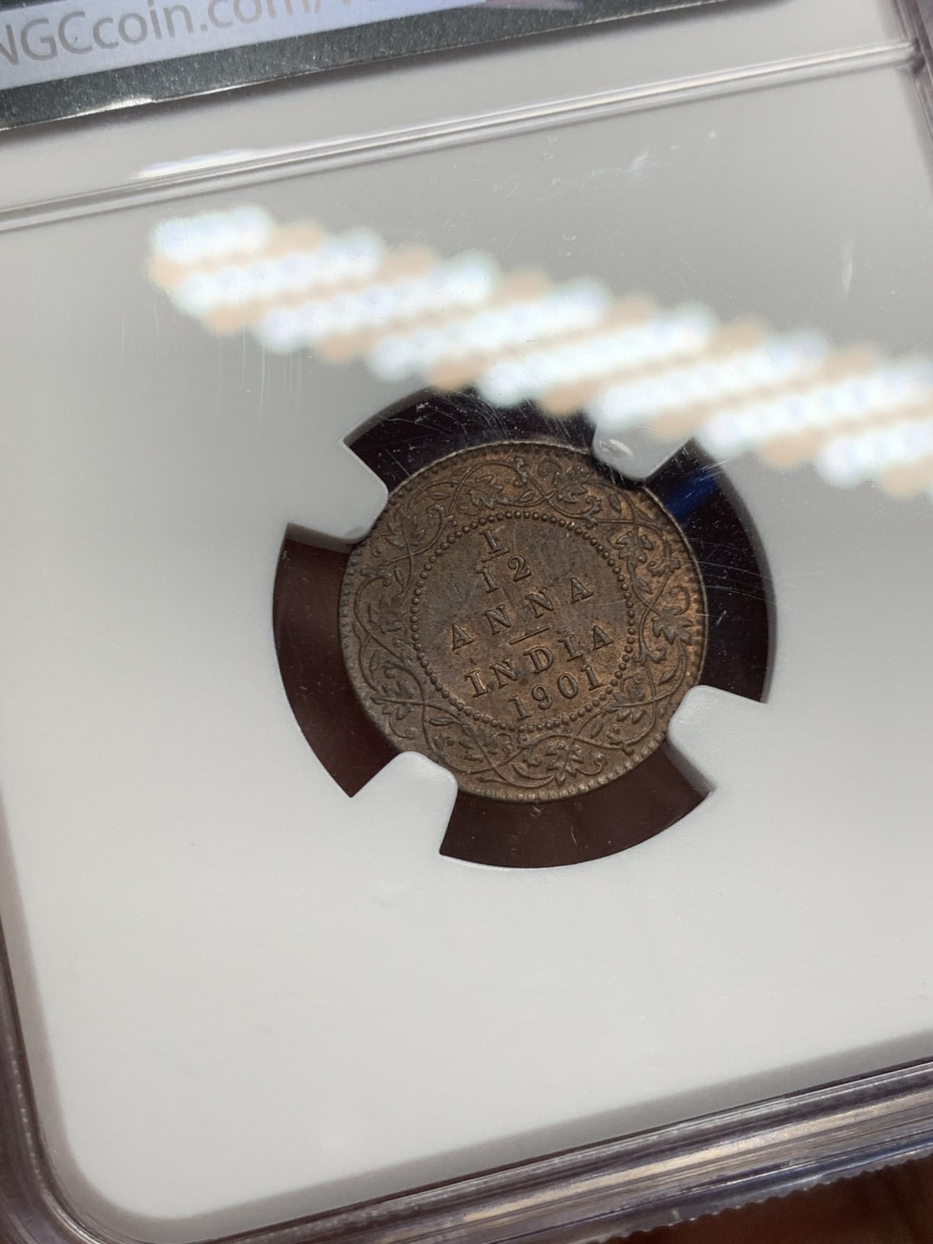 《竞宝斋》第235场-周日，周一，周二，周三 疯狂4连拍 (全场包邮) NGC-MS63BN 英属印度1901年小维1/12安娜铜币，维多利亚女皇。不多见的面值。小维发丝冠冕细节精美，铜光犹存。