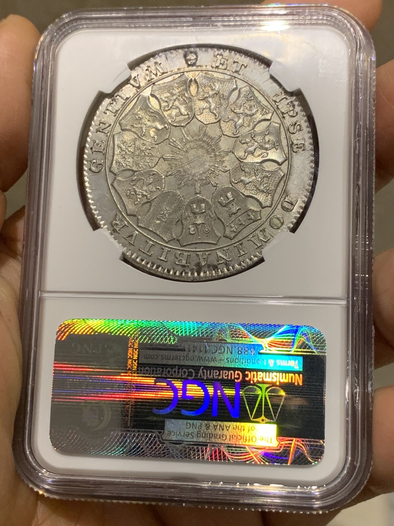 《竞宝斋》第235场-周日，周一，周二，周三 疯狂4连拍 (全场包邮) NGC MS63 奥属尼德兰 1790 比利时合众国（只存在了11个月） 第一次起义时期铸造 3弗洛林大银币 32.67克 状态近乎完美 63分中的战斗机