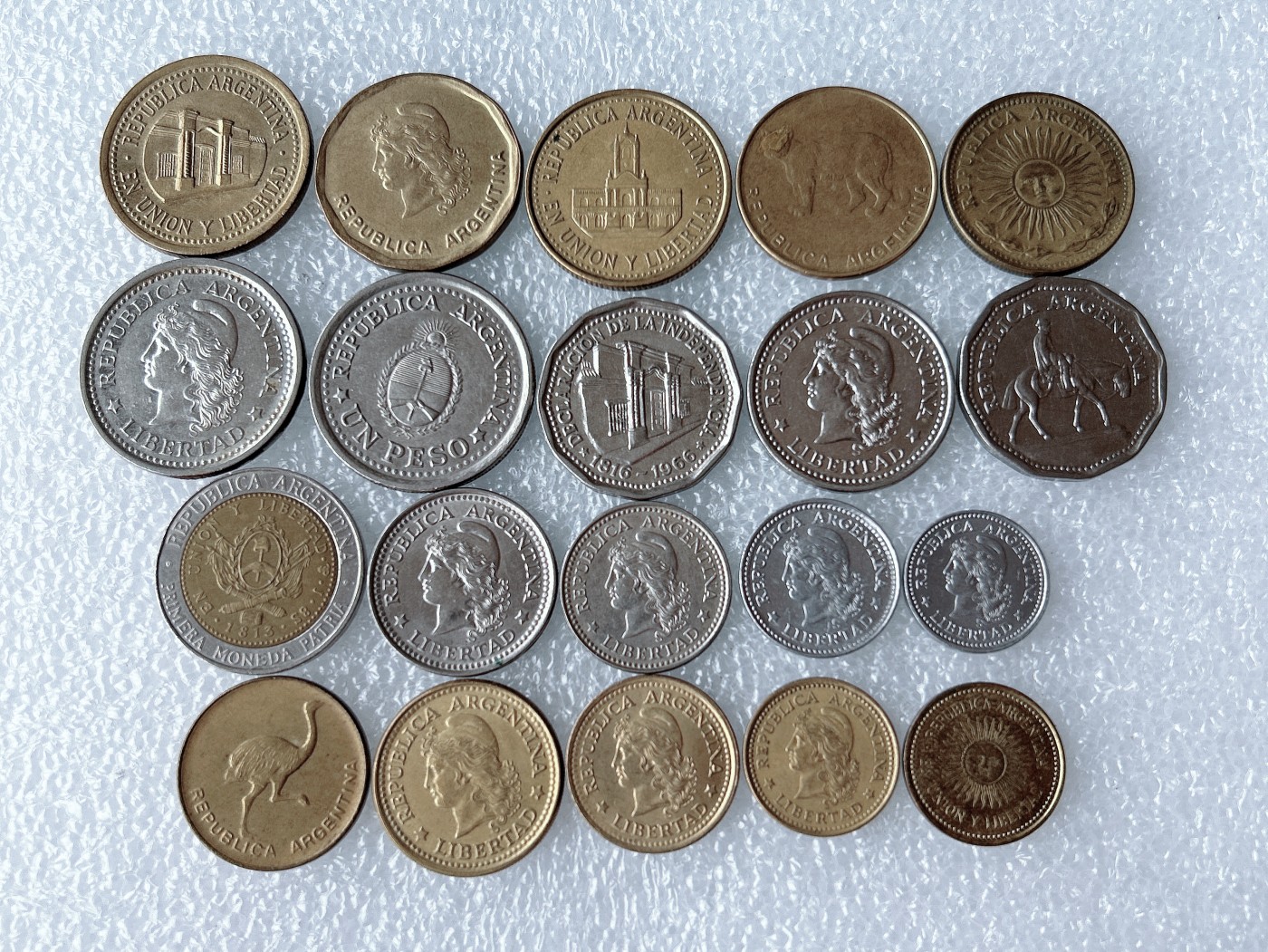 第一海外回流一元起拍收藏 散币场 第59期 阿根廷硬币 20枚 不同版本无重复