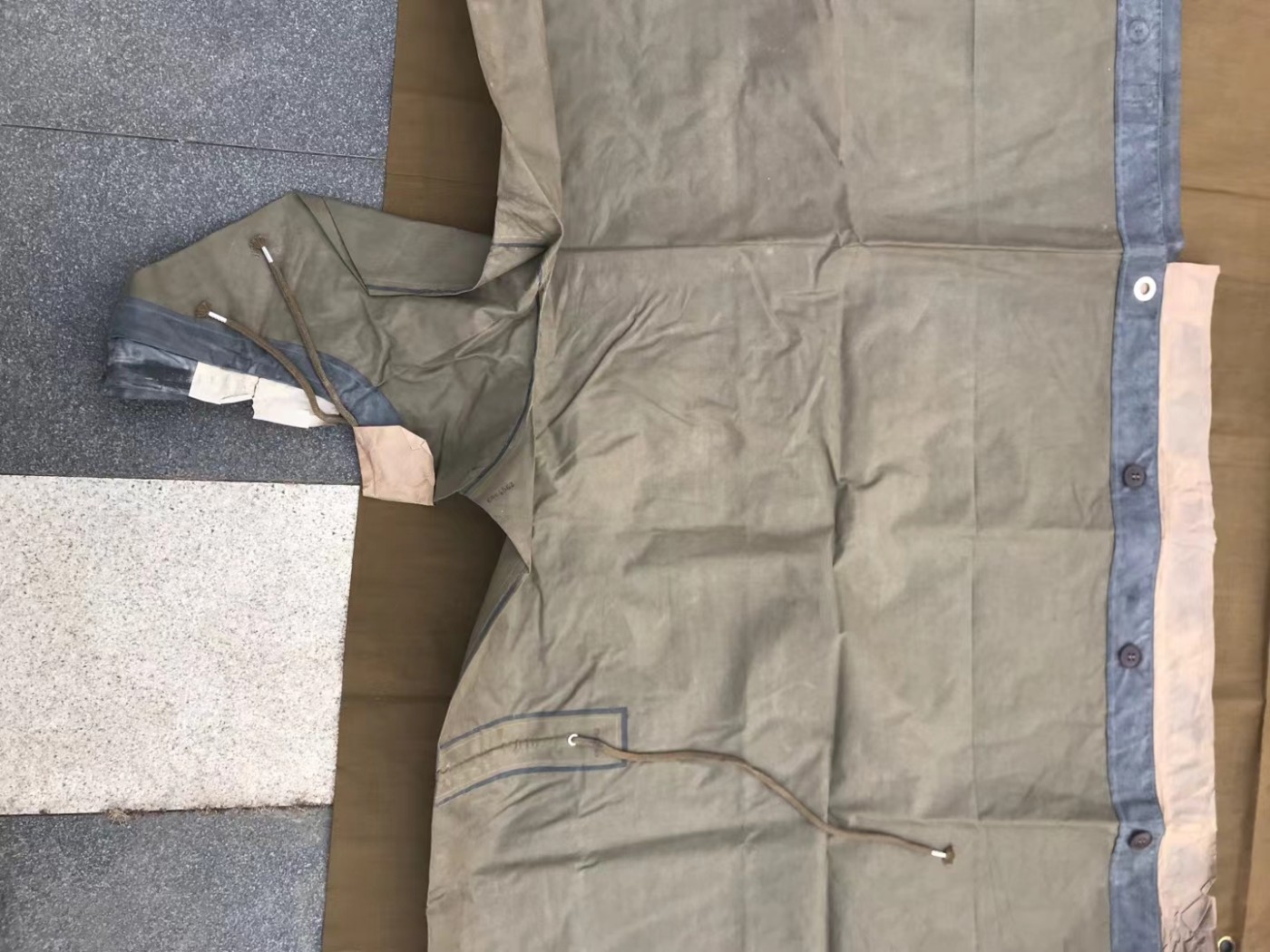 全新65式1号骑兵雨披1967年1号