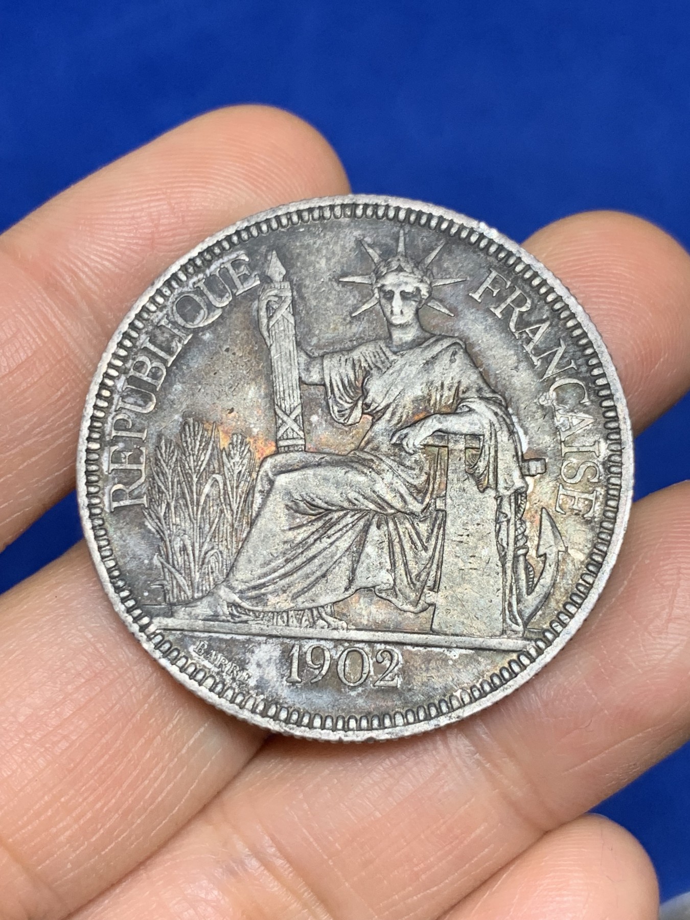 《竞宝斋》第235场-周日，周一，周二，周三 疯狂4连拍 (全场包邮) 法属印支1902年坐洋一元大银币 双面深包浆 带底光 挺好看