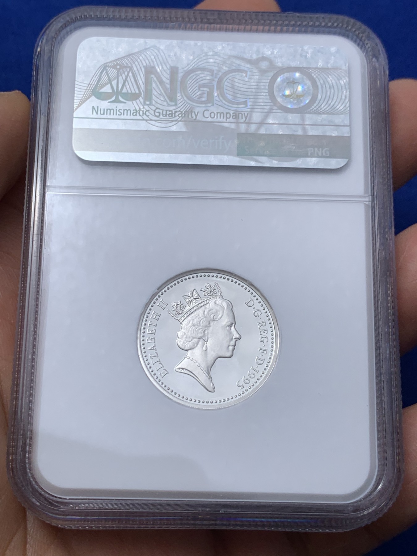 《竞宝斋》第235场-周日，周一，周二，周三 疯狂4连拍 (全场包邮) NGC PF68UC 英国1995年红龙精制加厚银币 加厚非普通 低评