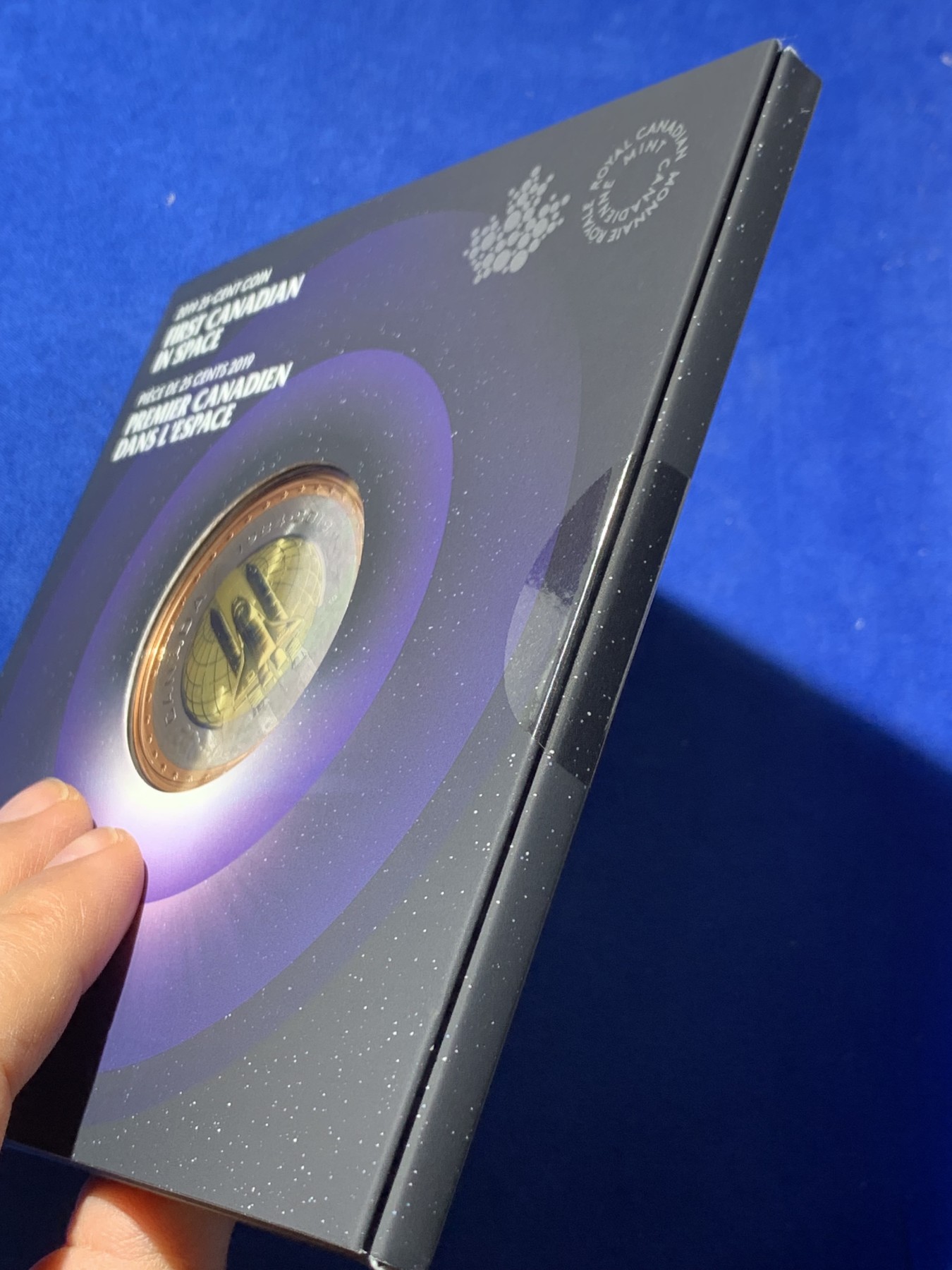 《竞宝斋》第235场-周日，周一，周二，周三 疯狂4连拍 (全场包邮) 加拿大 2019 25分三色金属纪念币 55MM大规格 纪念加拿大太空第一人。 Ebay普遍500多的成交价