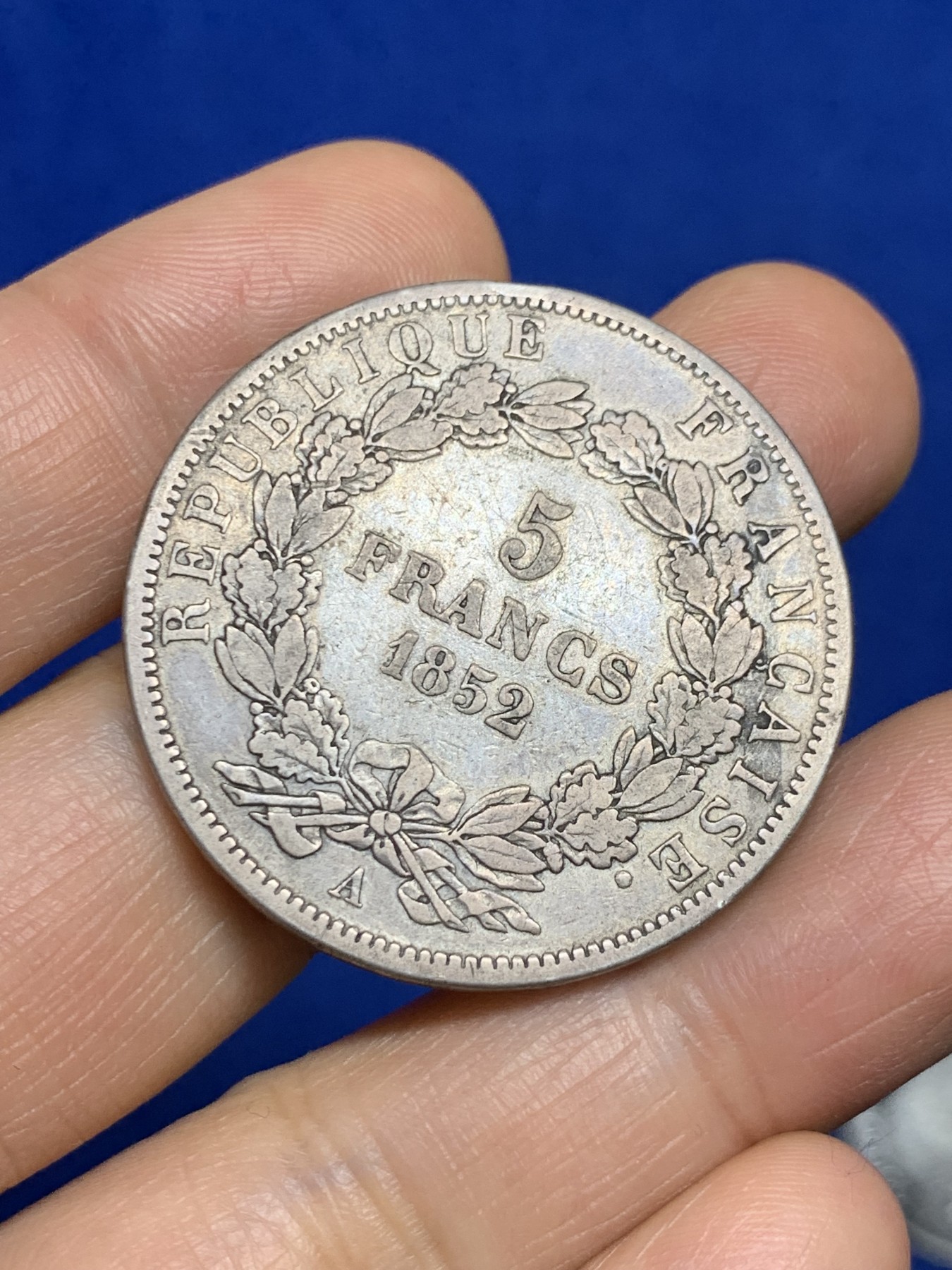 《竞宝斋》第235场-周日，周一，周二，周三 疯狂4连拍 (全场包邮) 1852年法国拿破仑三世5法郎银币，光头版，原味好品，细节见图