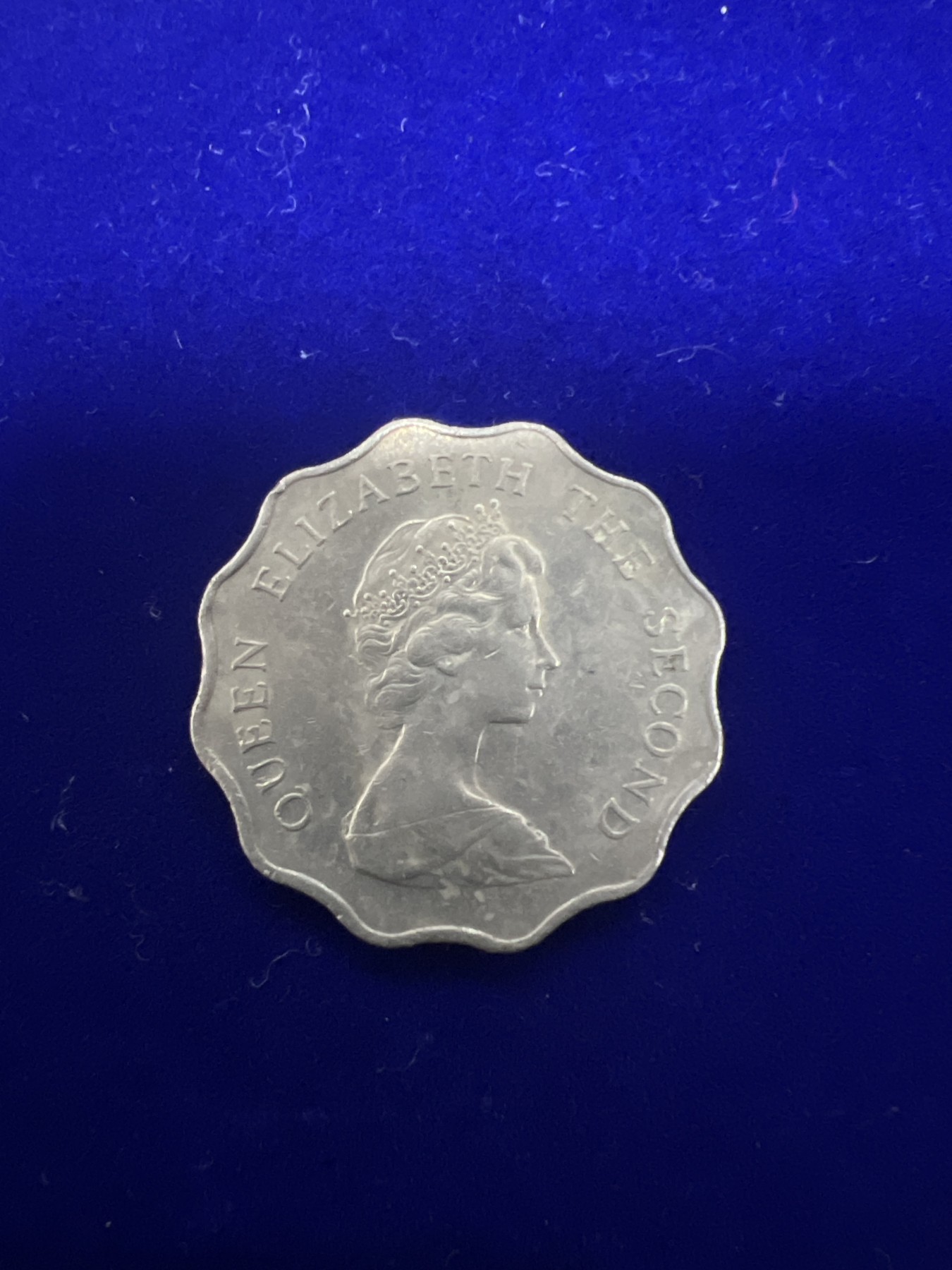 飞翔风筝第十场世界钱币 香港女皇低冠2元