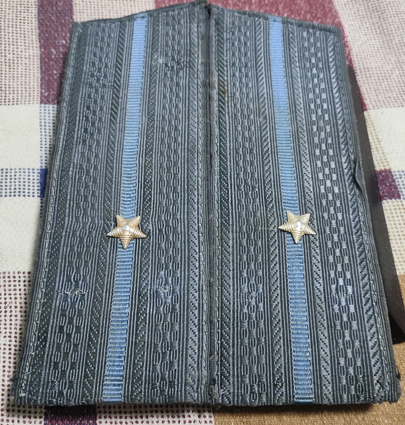 仁孝堂徽章红藏拍卖(第二场) 苏联M69空军大衣肩章 少尉军衔