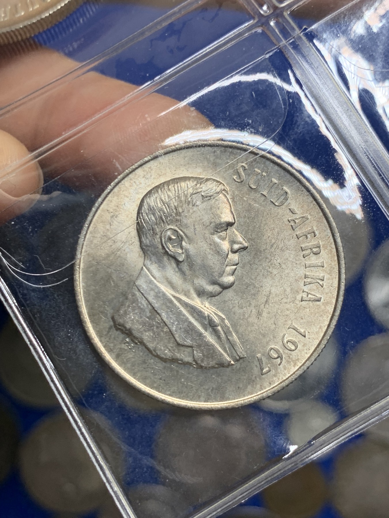 《竞宝斋》第235场-周日，周一，周二，周三 疯狂4连拍 (全场包邮) 3枚一组 南非1兰特大银币 不同版本bu品