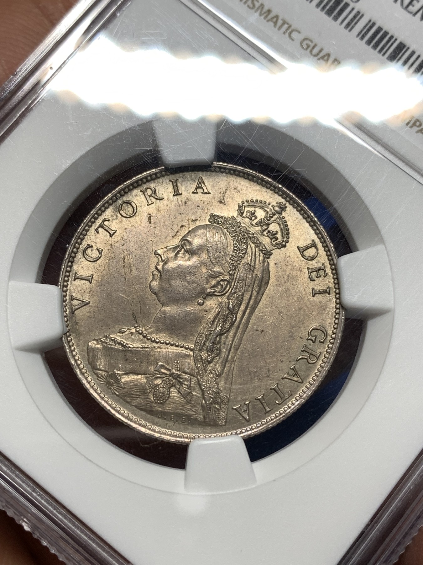 《竞宝斋》第235场-周日，周一，周二，周三 疯狂4连拍 (全场包邮) NGC UNC 英国1887维多利亚女王高冠一弗洛林 带原味 包浆 好品相 非常漂亮