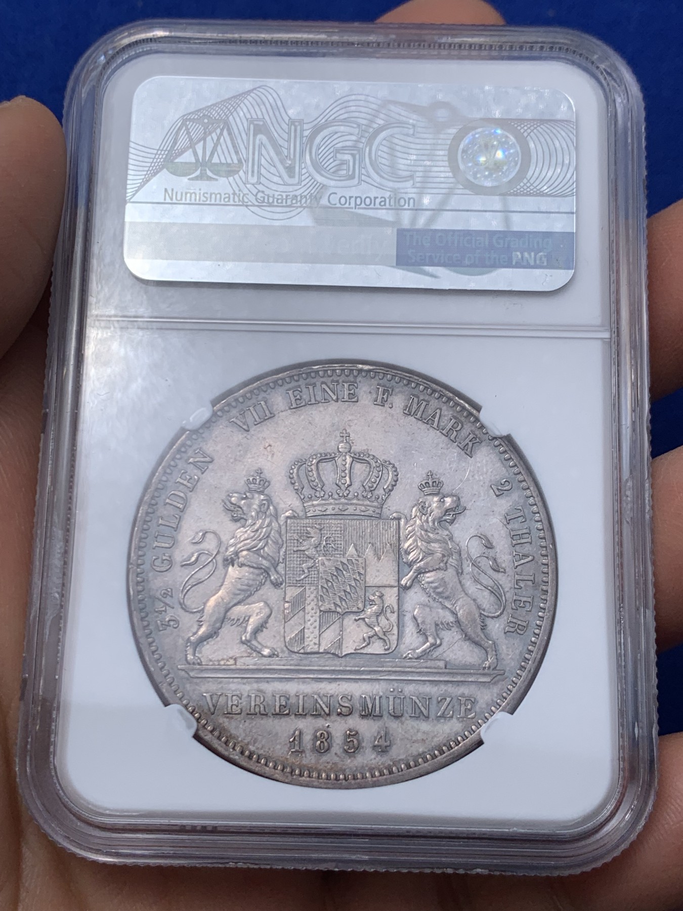 《竞宝斋》第235场-周日，周一，周二，周三 疯狂4连拍 (全场包邮) NGC AU 德国 1854 巴伐利亚马克西米利安二世 双狮纹章 2泰勒37克大银币 流通版好品