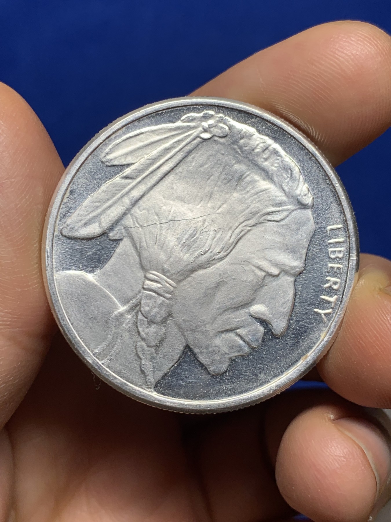 《竞宝斋》第235场-周日，周一，周二，周三 疯狂4连拍 (全场包邮) 美国印第安人野牛银章 1盎司 31.1g 999银