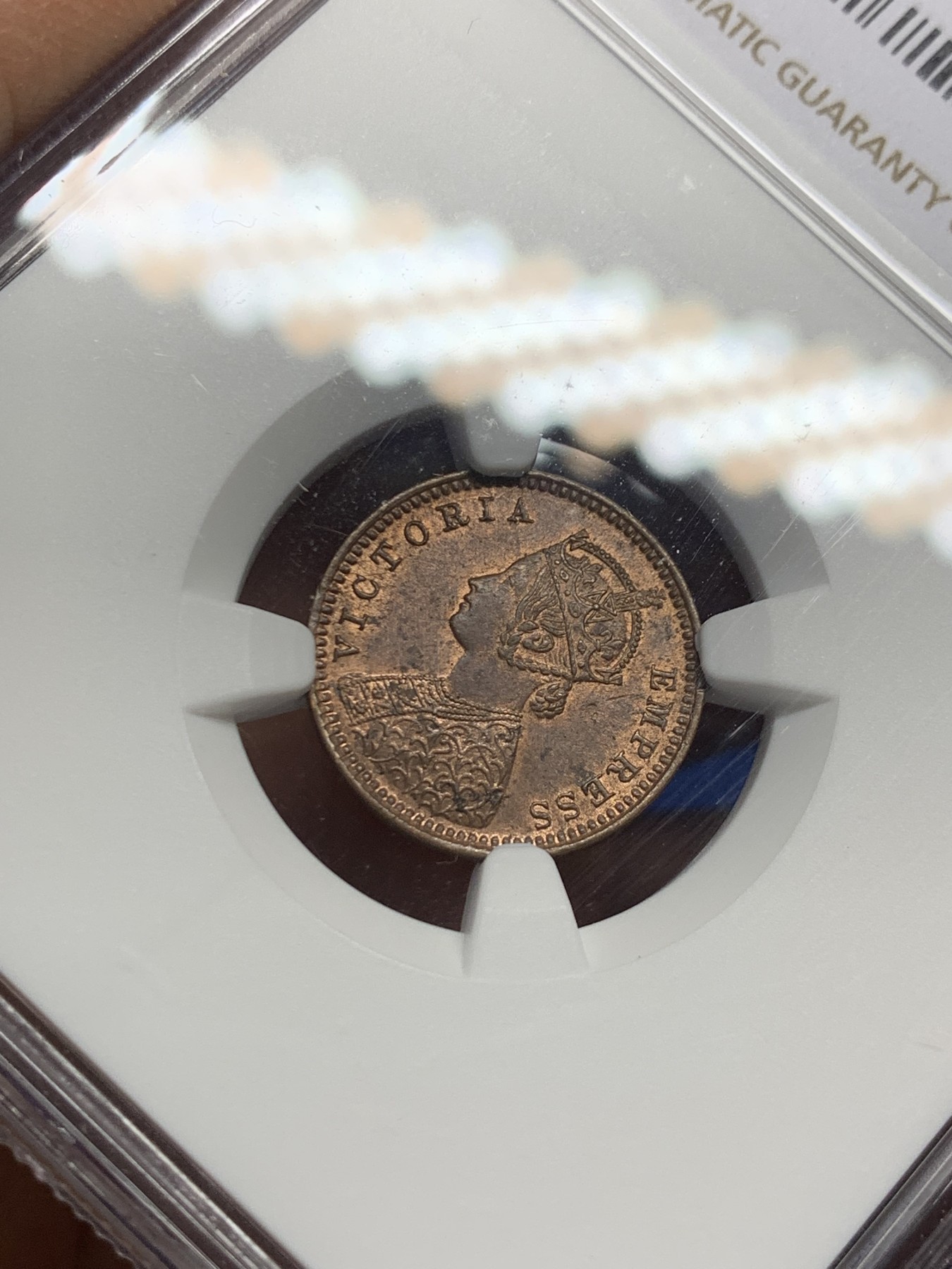 《竞宝斋》第235场-周日，周一，周二，周三 疯狂4连拍 (全场包邮) NGC-MS63BN 英属印度1901年小维1/12安娜铜币，维多利亚女皇。不多见的面值。小维发丝冠冕细节精美，铜光犹存。