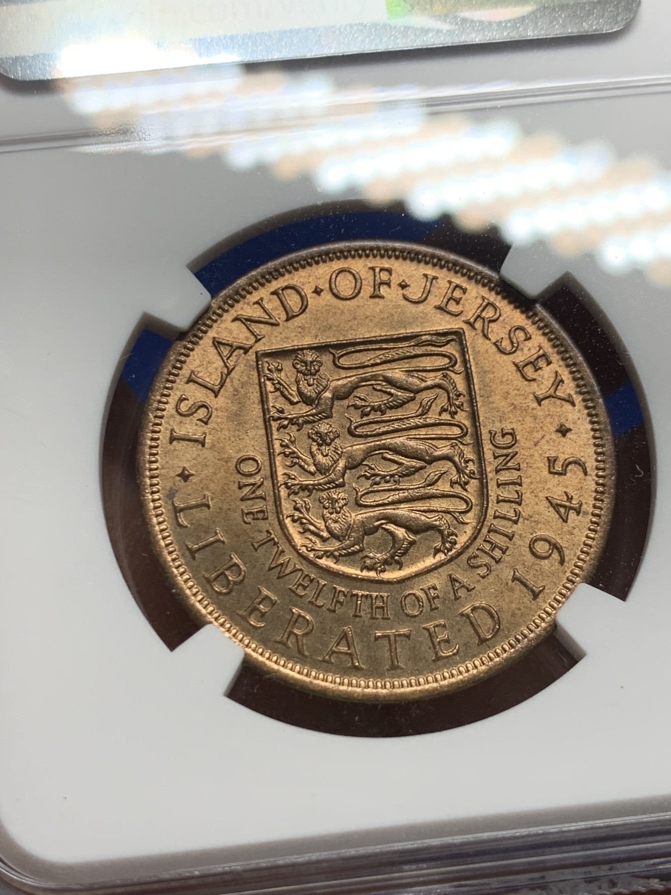 《竞宝斋》第235场-周日，周一，周二，周三 疯狂4连拍 (全场包邮) NGC  MS64RB 1945年英属泽西岛乔六1/12先令纪念铜币