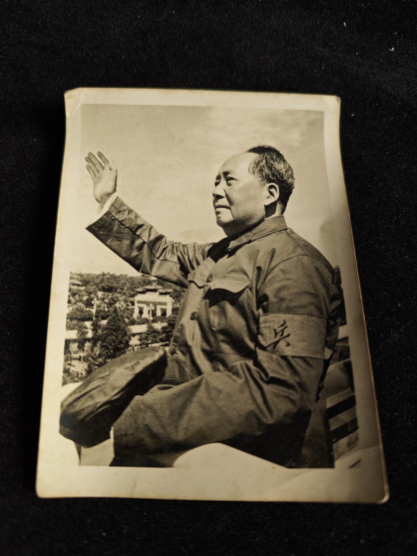 红色收藏🇨🇳毛主席像章红宝书专场🔥保真包老放心拍！ 毛主席老照片