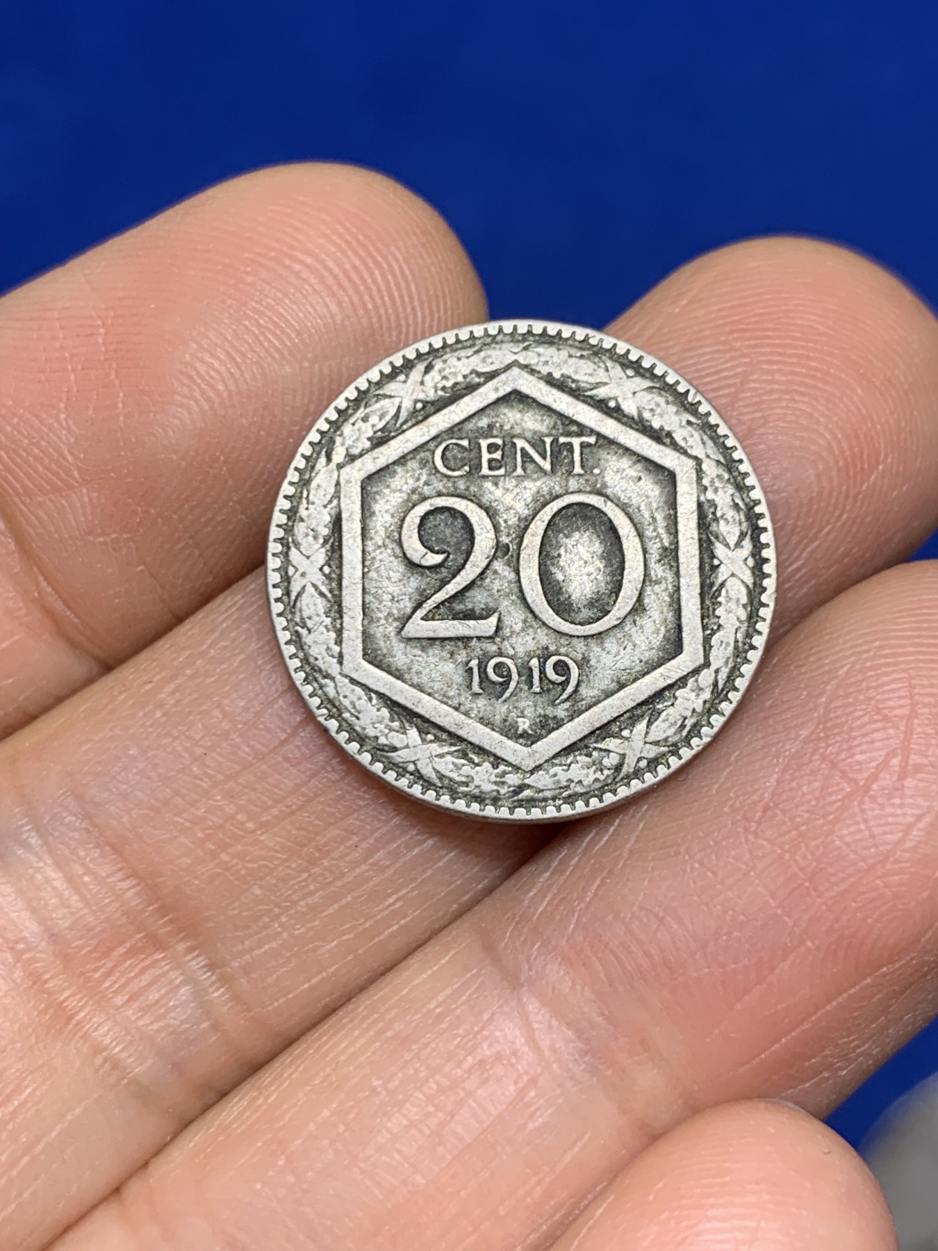 《竞宝斋》第235场-周日，周一，周二，周三 疯狂4连拍 (全场包邮) 1919年意大利王国20分铜镍币