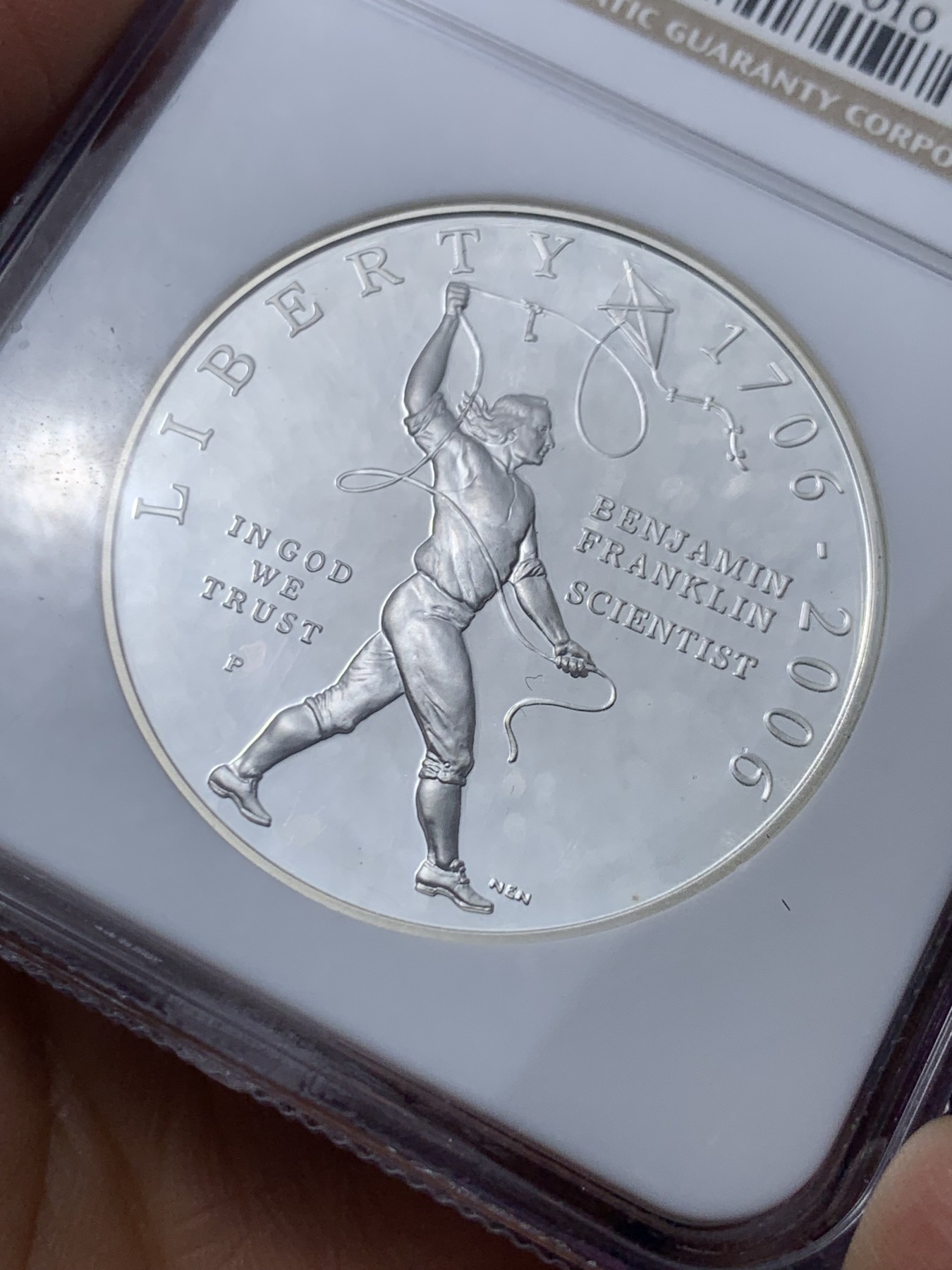 《竞宝斋》第235场-周日，周一，周二，周三 疯狂4连拍 (全场包邮) NGC-PF69 美国2006年富兰克林300周年诞辰纪念1元精制银币，PROOF镜面状态精制币，状态极佳，N经典小白盒老盒严评。