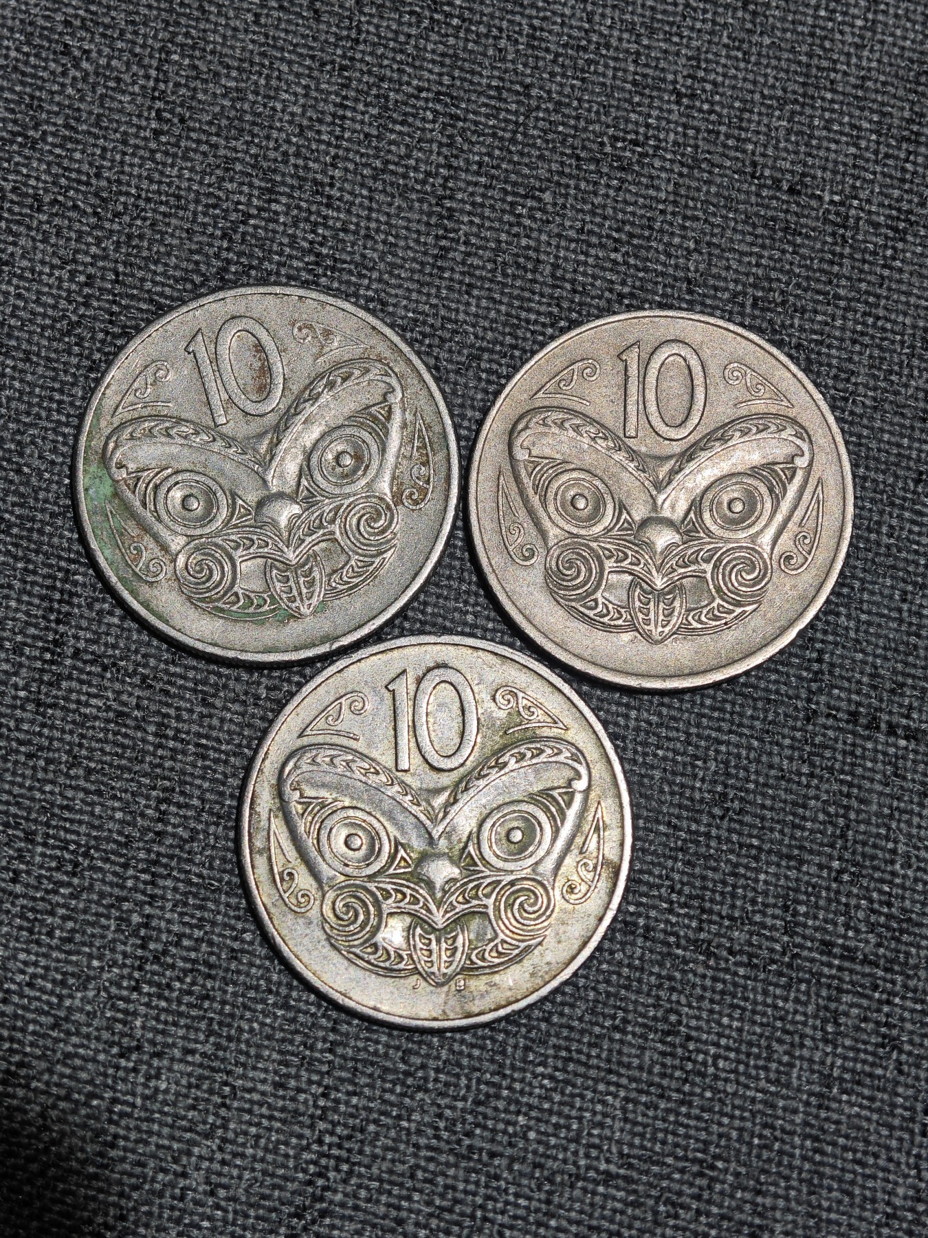 外国硬币收藏第8期 新西兰英女王毛利面具10分3枚