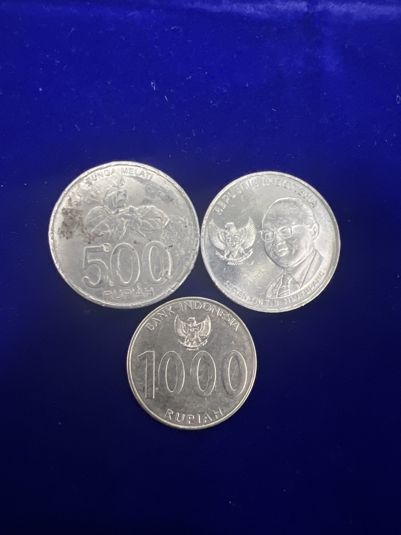 飞翔风筝第十场世界钱币 印度尼西亚3枚